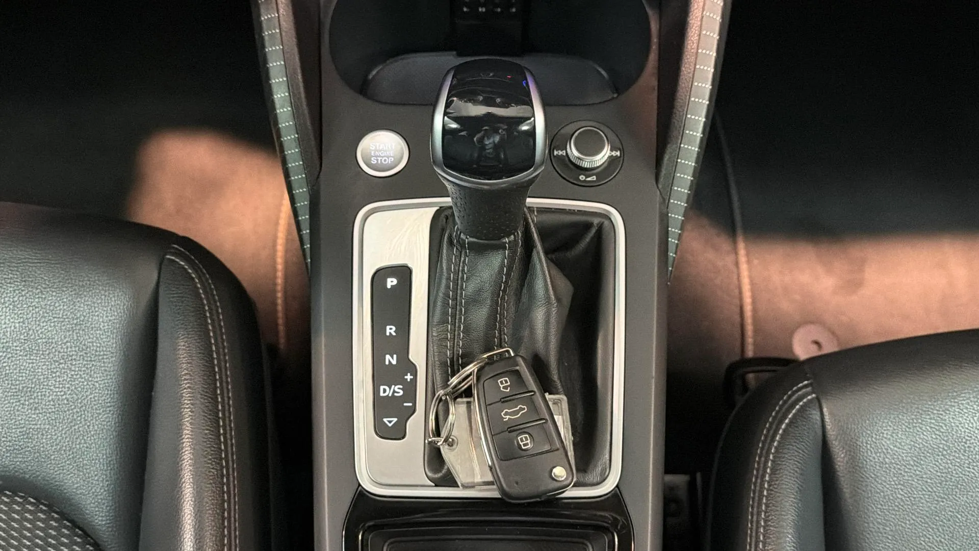 Audi Q2 Adrenalin 35 TDI S tronic - foto 18