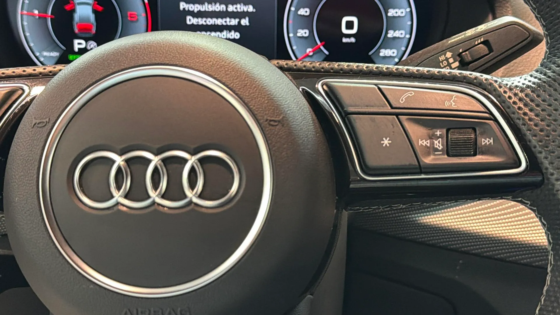 Audi Q2 Adrenalin 35 TDI S tronic - foto 21