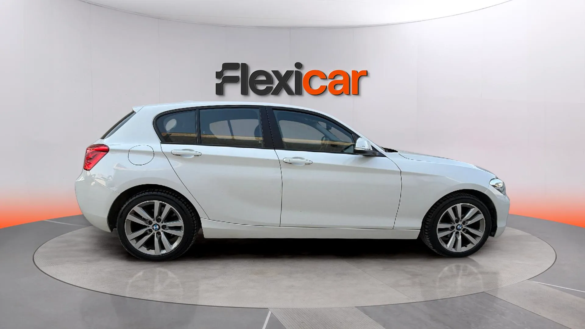 BMW Serie 1 118i - foto 8