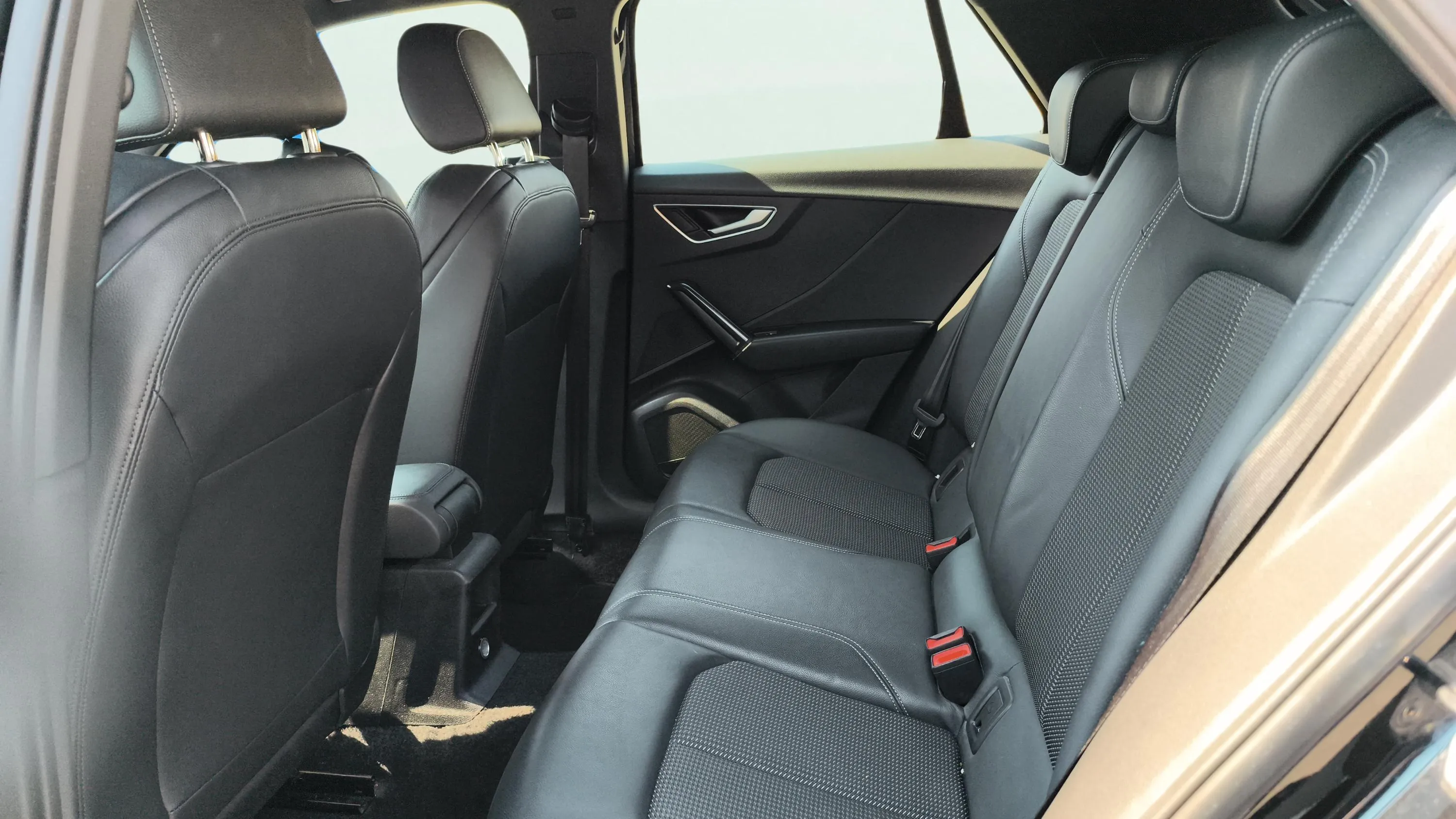 Audi Q2 Adrenalin 35 TDI S tronic - foto 18