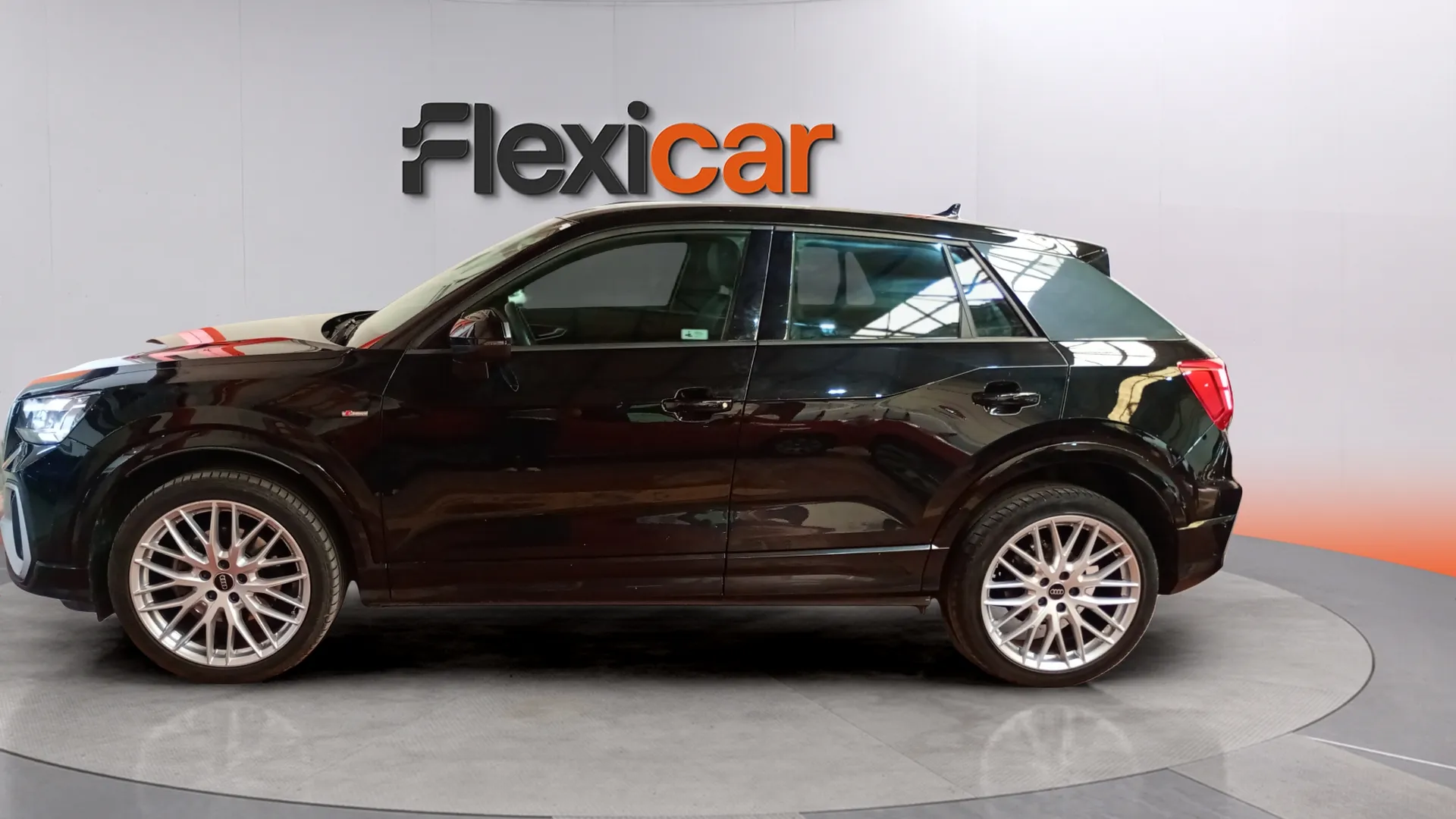 Audi Q2 Adrenalin 35 TDI S tronic - foto 5