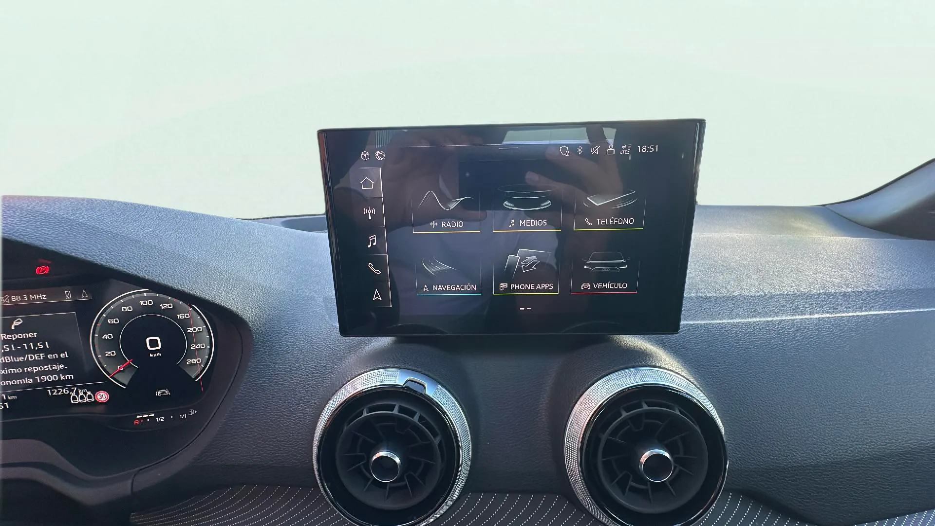 Audi Q2 Adrenalin 35 TDI S tronic - foto 14
