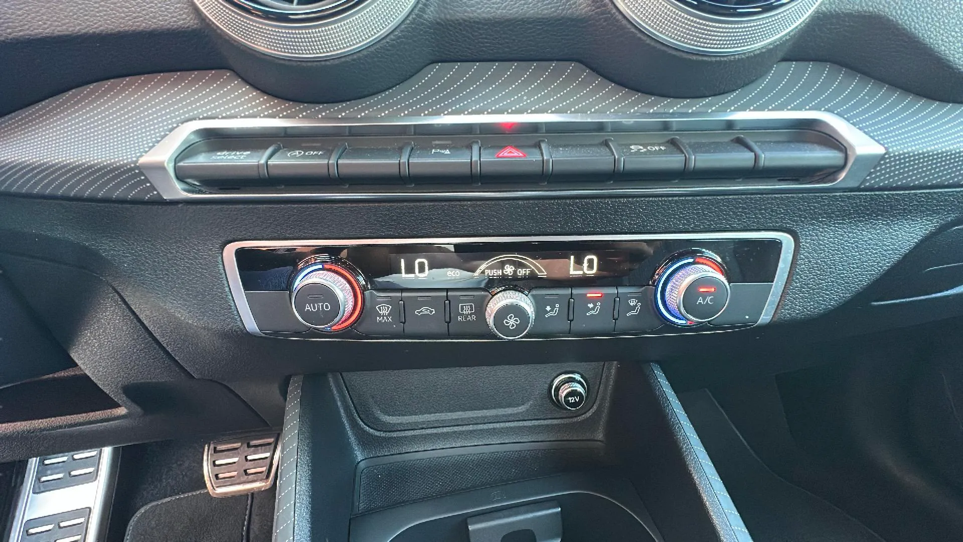 Audi Q2 Adrenalin 35 TDI S tronic - foto 13