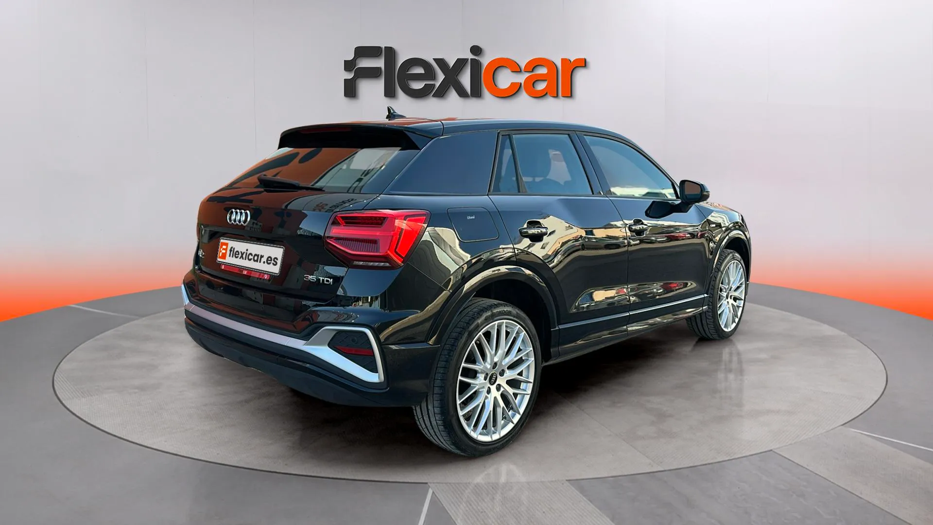 Audi Q2 Adrenalin 35 TDI S tronic - foto 7