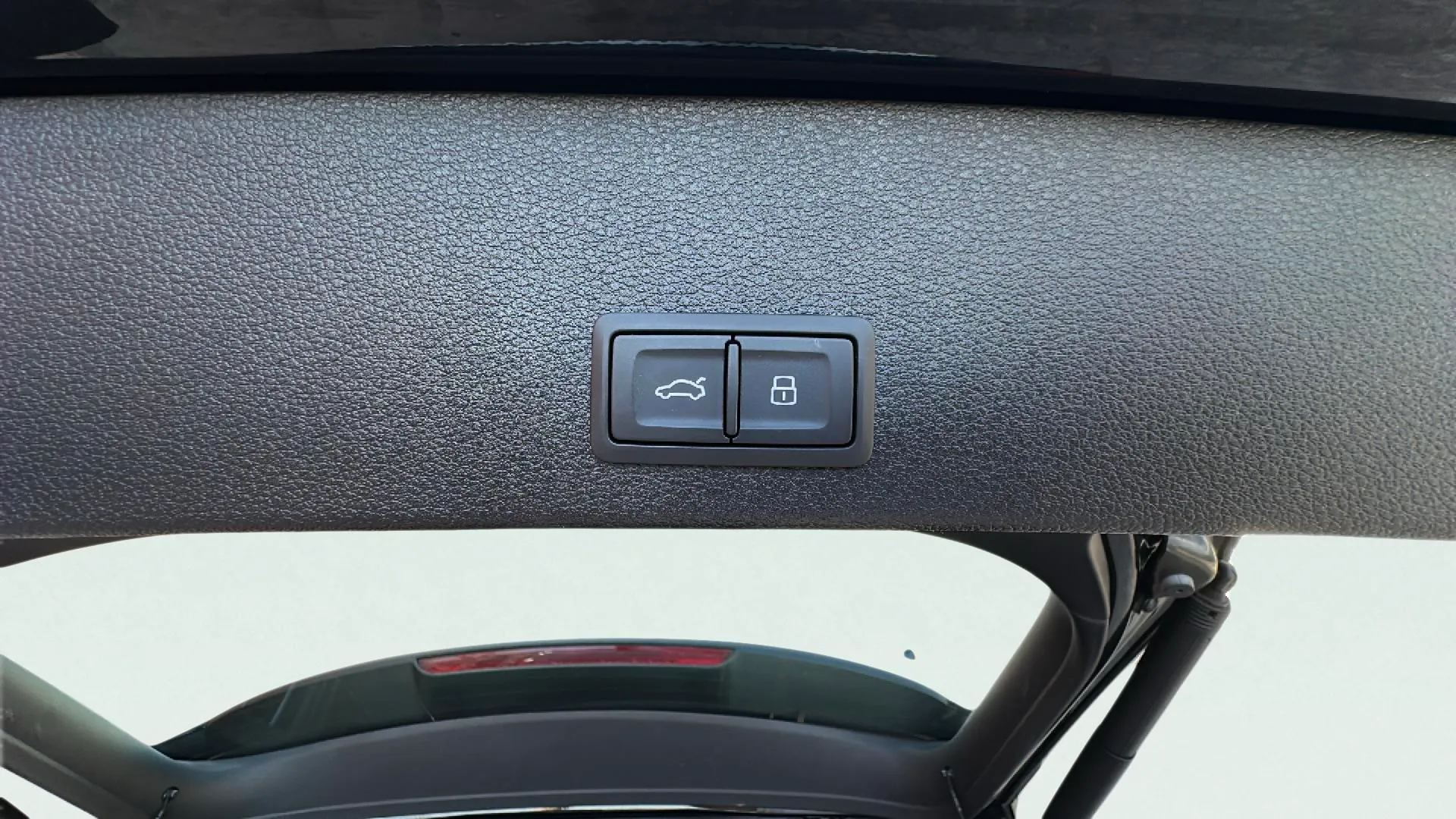 Audi Q2 Adrenalin 35 TDI S tronic - foto 11