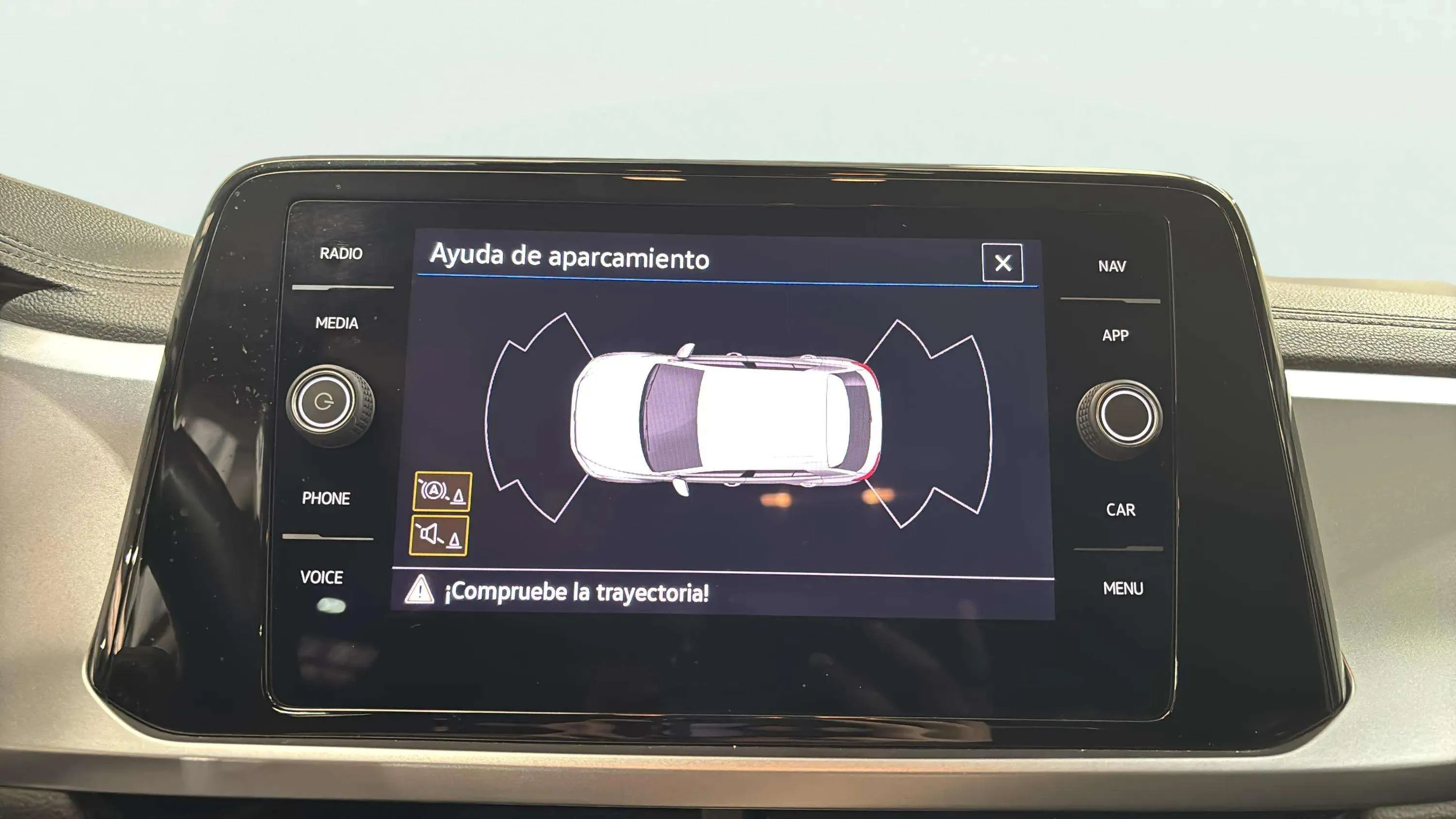 Volkswagen T-Roc Life 1.0 TSI - foto 17