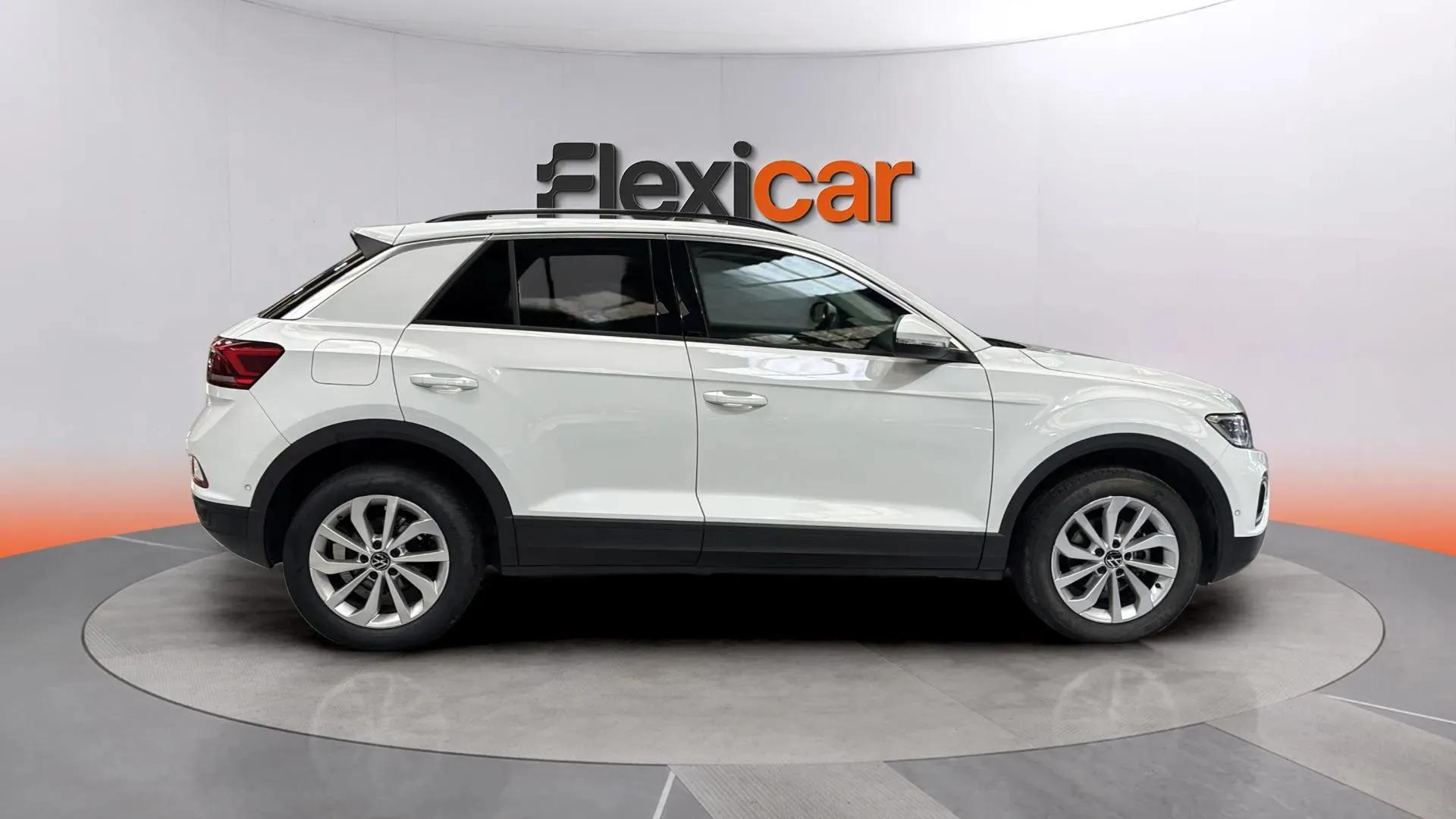 Volkswagen T-Roc Life 1.0 TSI - foto 8