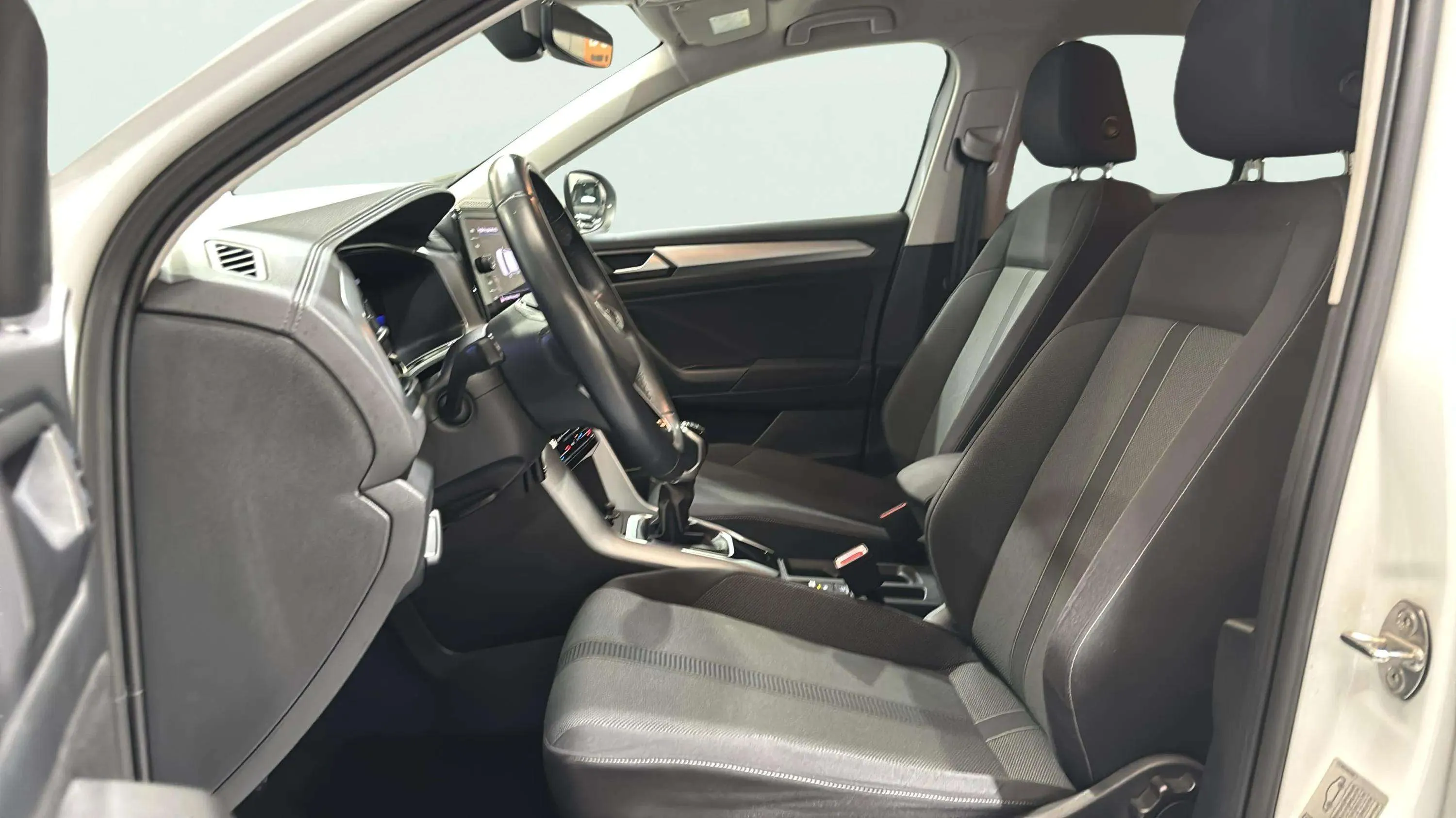 Volkswagen T-Roc Life 1.0 TSI - foto 18