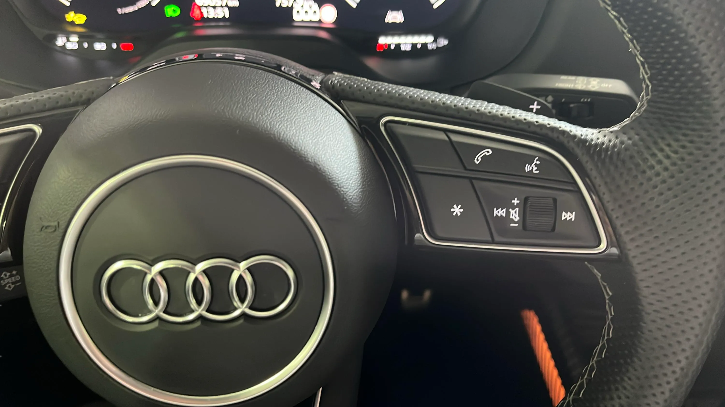 Audi Q2 S line 35 TDI S tronic - foto 19
