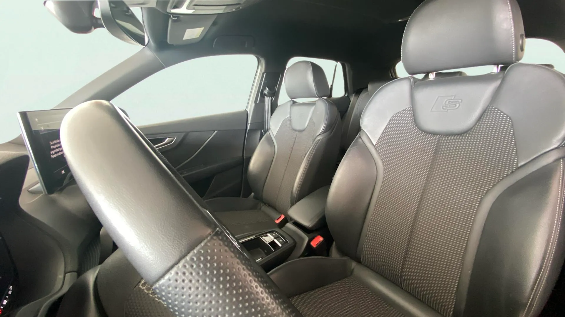 Audi Q2 Adrenalin 35 TDI S tronic - foto 10