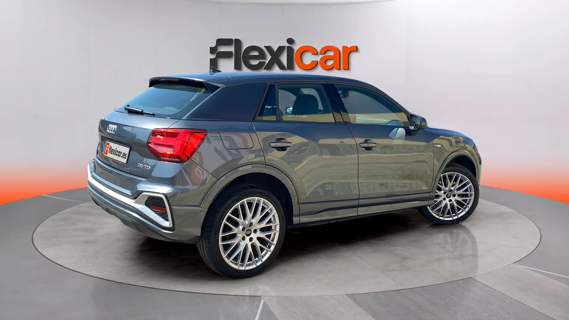Audi Q2 Adrenalin 35 TDI S tronic - foto 7