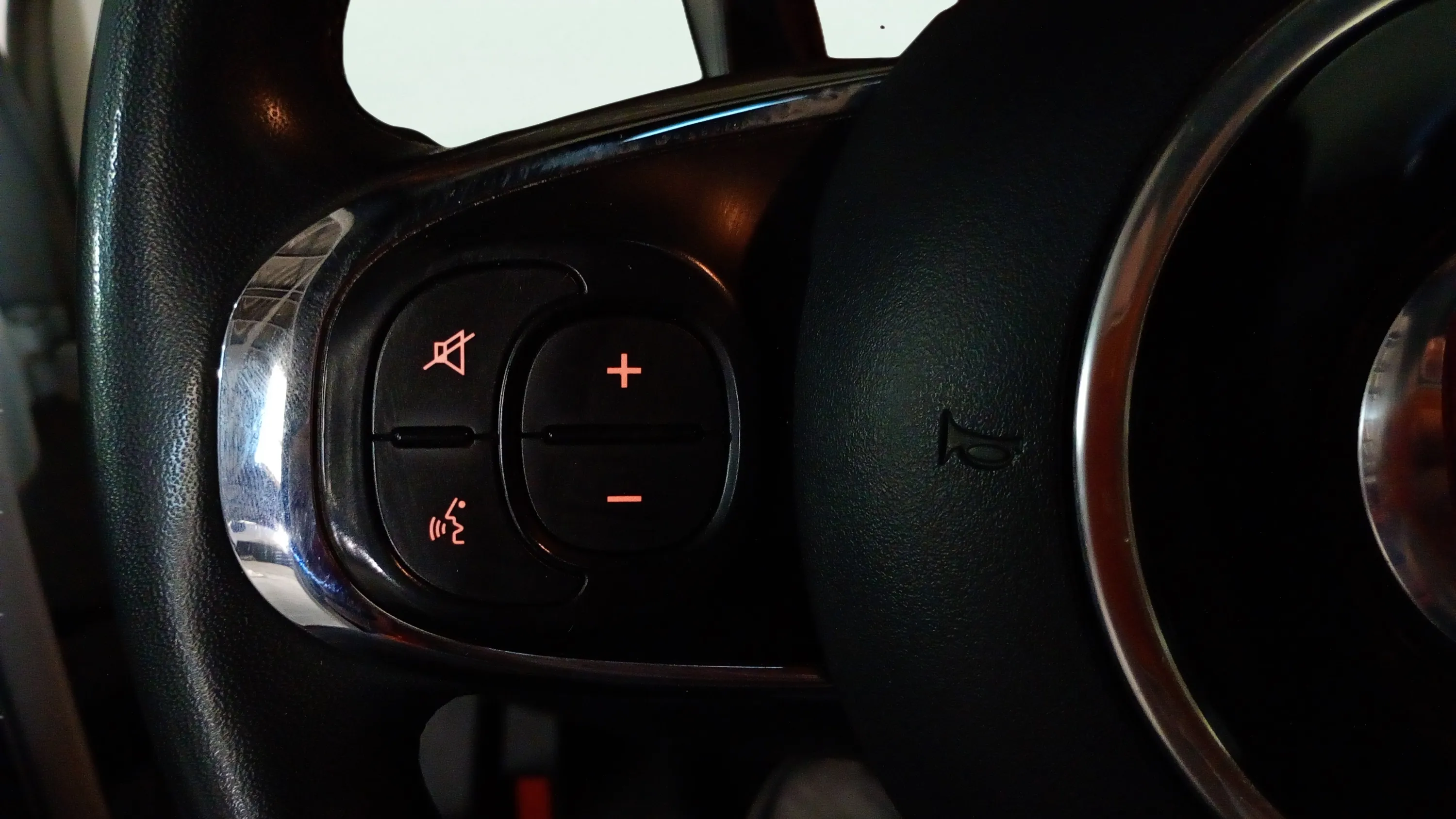 Fiat 500 Dolcevita 1.0 Hybrid - foto 17