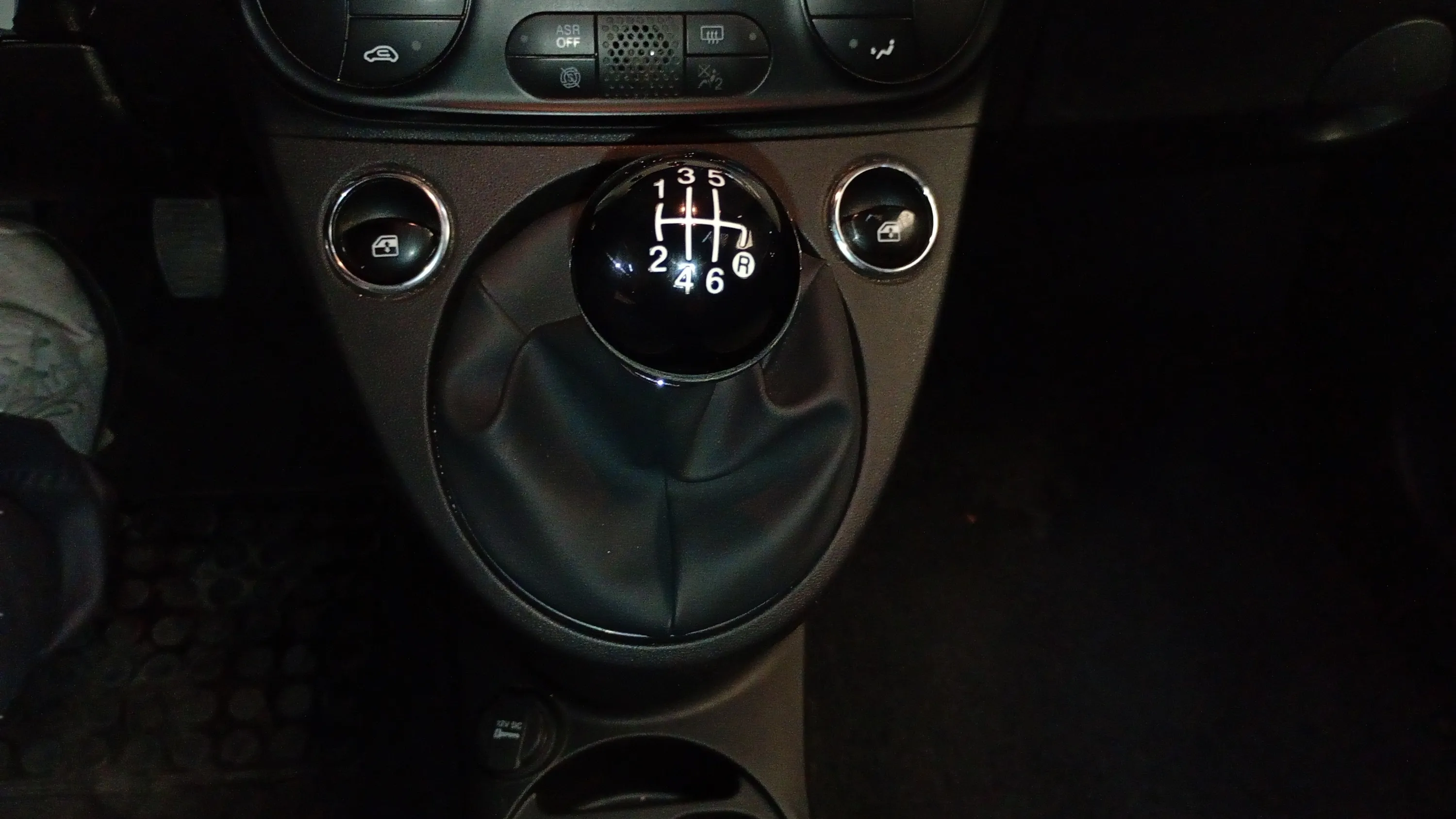 Fiat 500 Dolcevita 1.0 Hybrid - foto 15