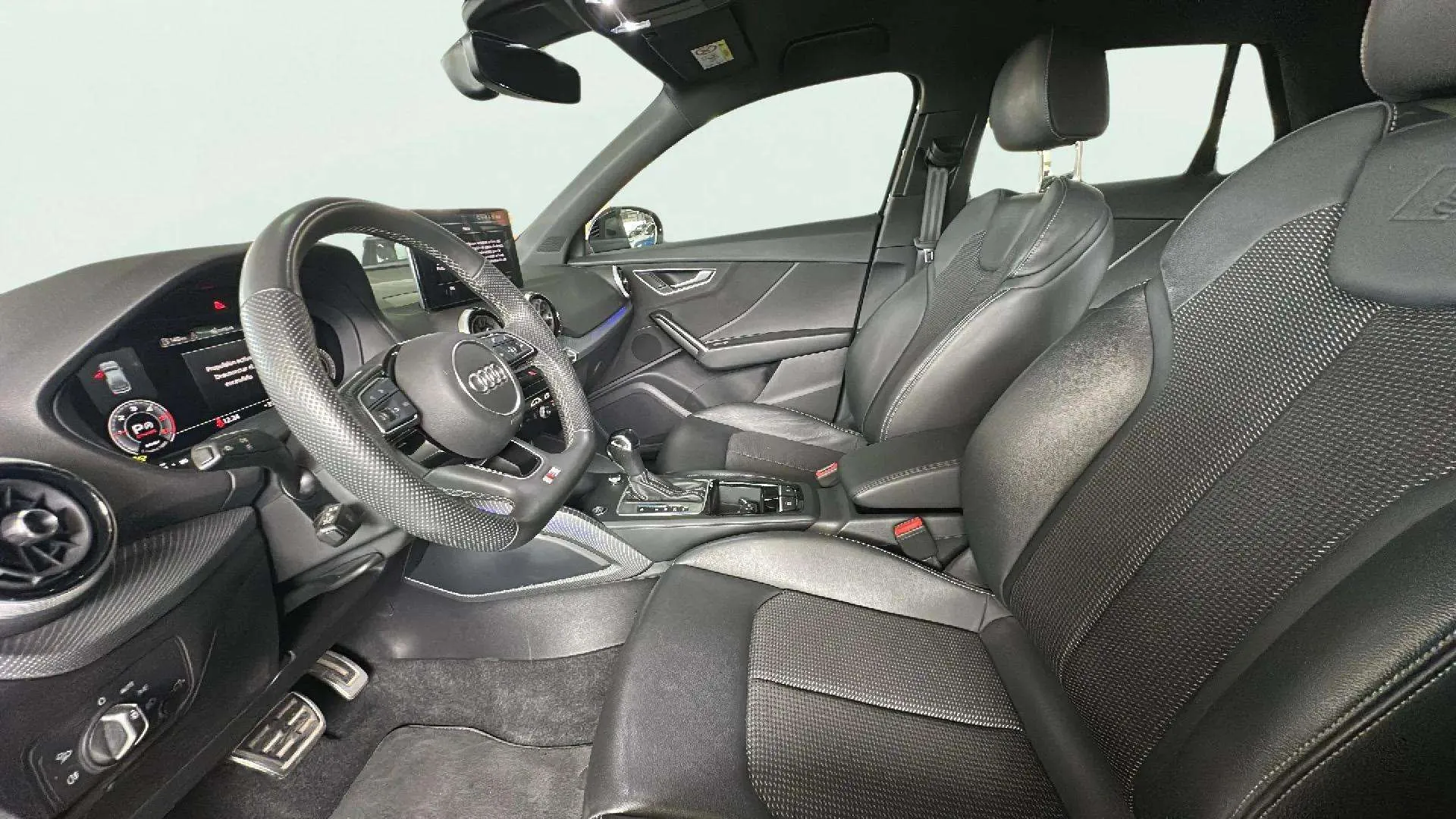 Audi Q2 Adrenalin 35 TDI S tronic - foto 13