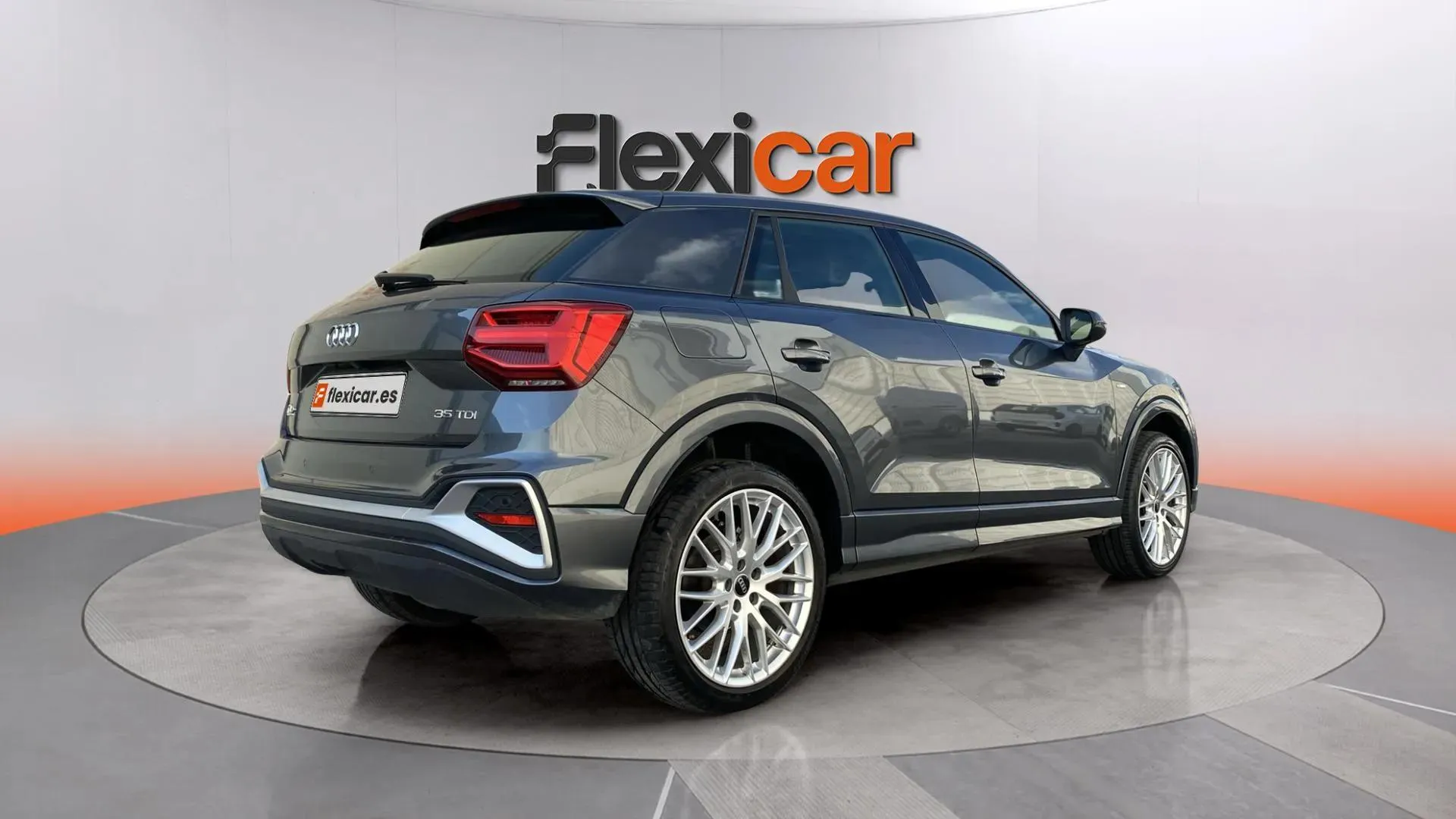 Audi Q2 Adrenalin 35 TDI S tronic - foto 7