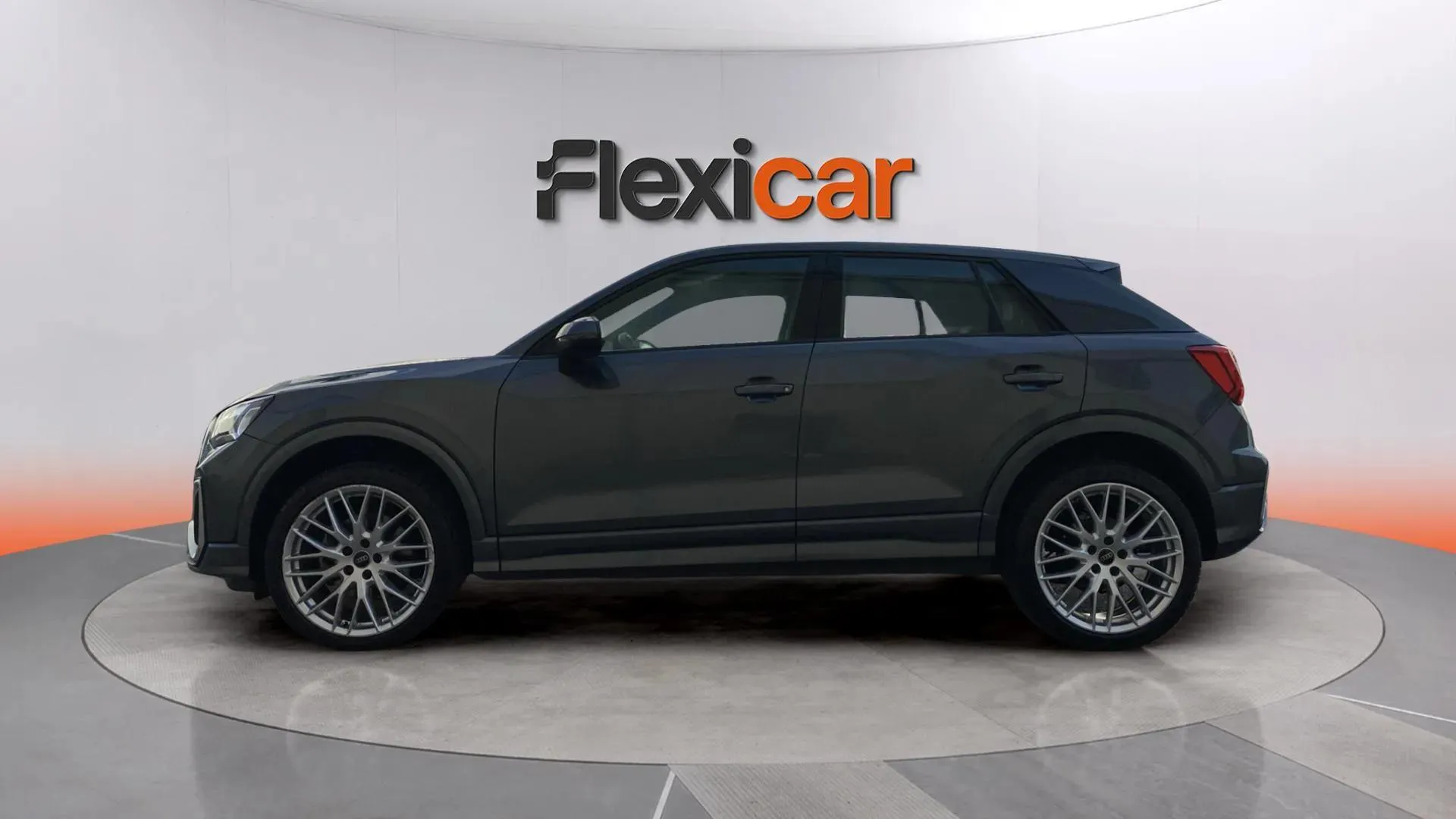 Audi Q2 Adrenalin 35 TDI S tronic - foto 4