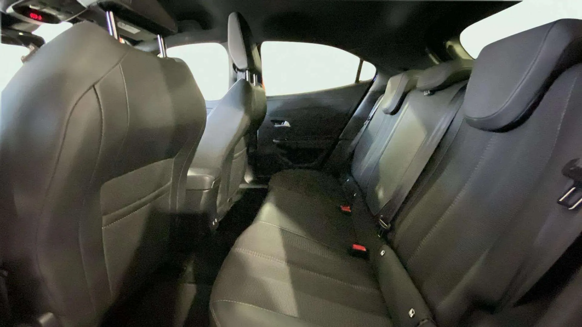 Opel Mokka 1.2 T GS - foto 14