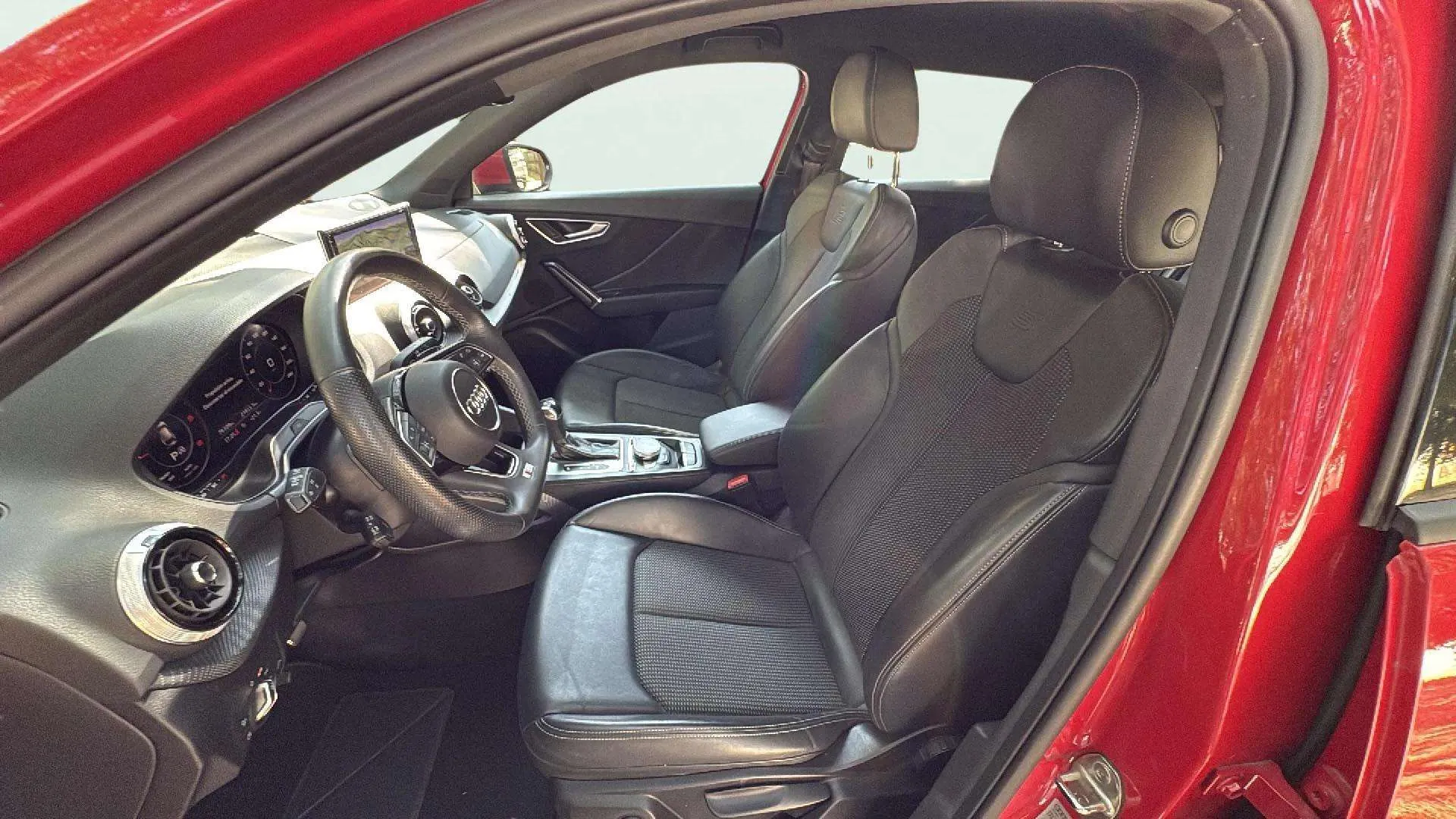 Audi Q2 Adrenalin 35 TDI S tronic - foto 11