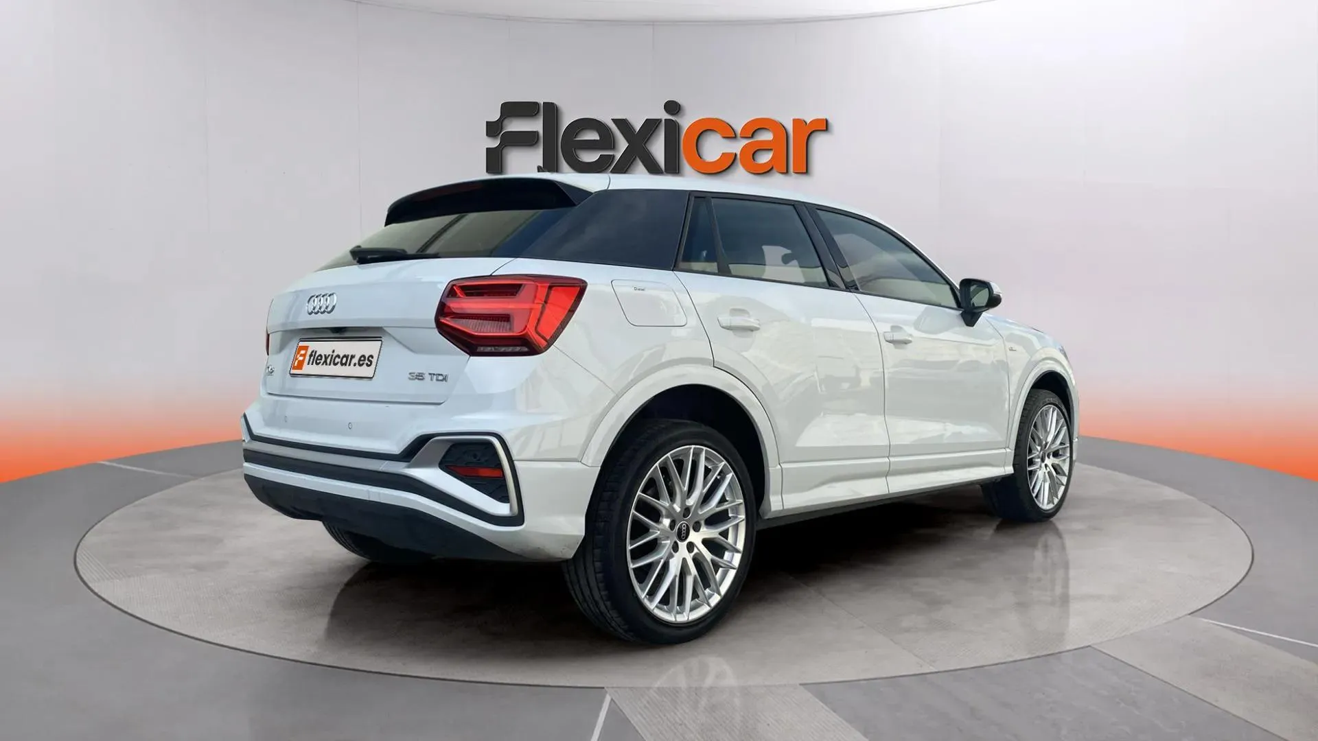 Audi Q2 Adrenalin 35 TDI S tronic - foto 7