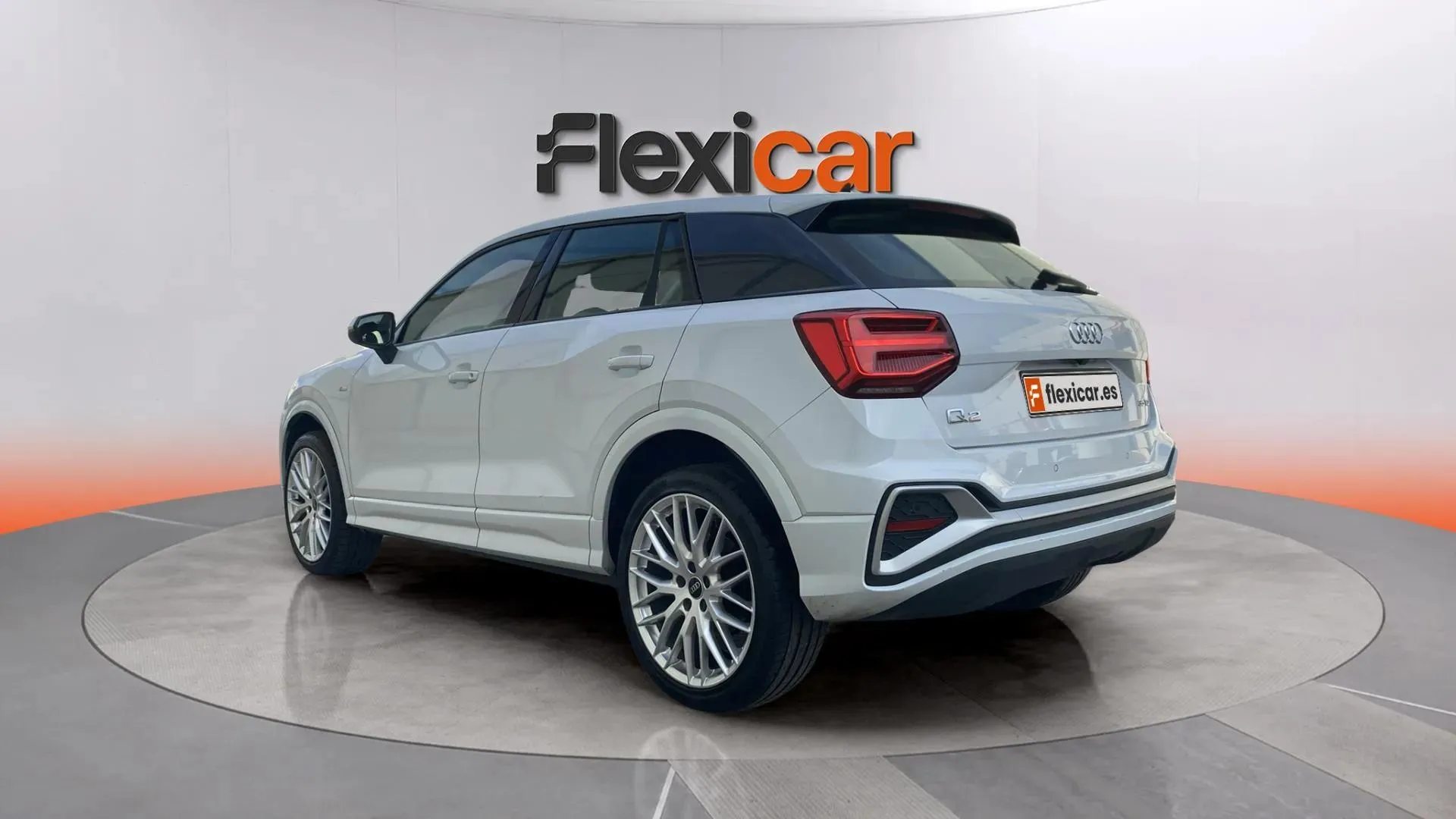 Audi Q2 Adrenalin 35 TDI S tronic - foto 5