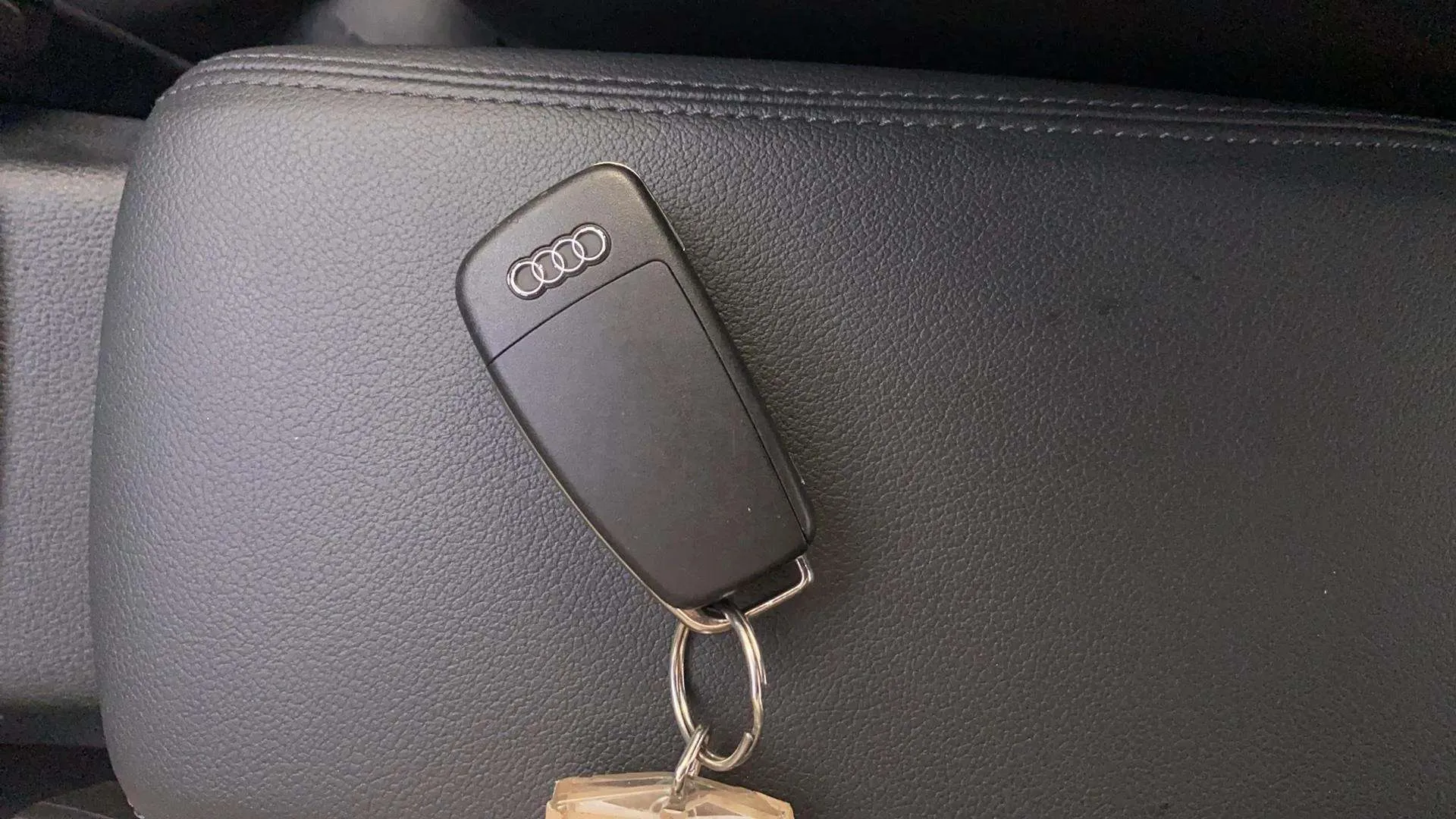 Audi Q2 Adrenalin 35 TDI S tronic - foto 17