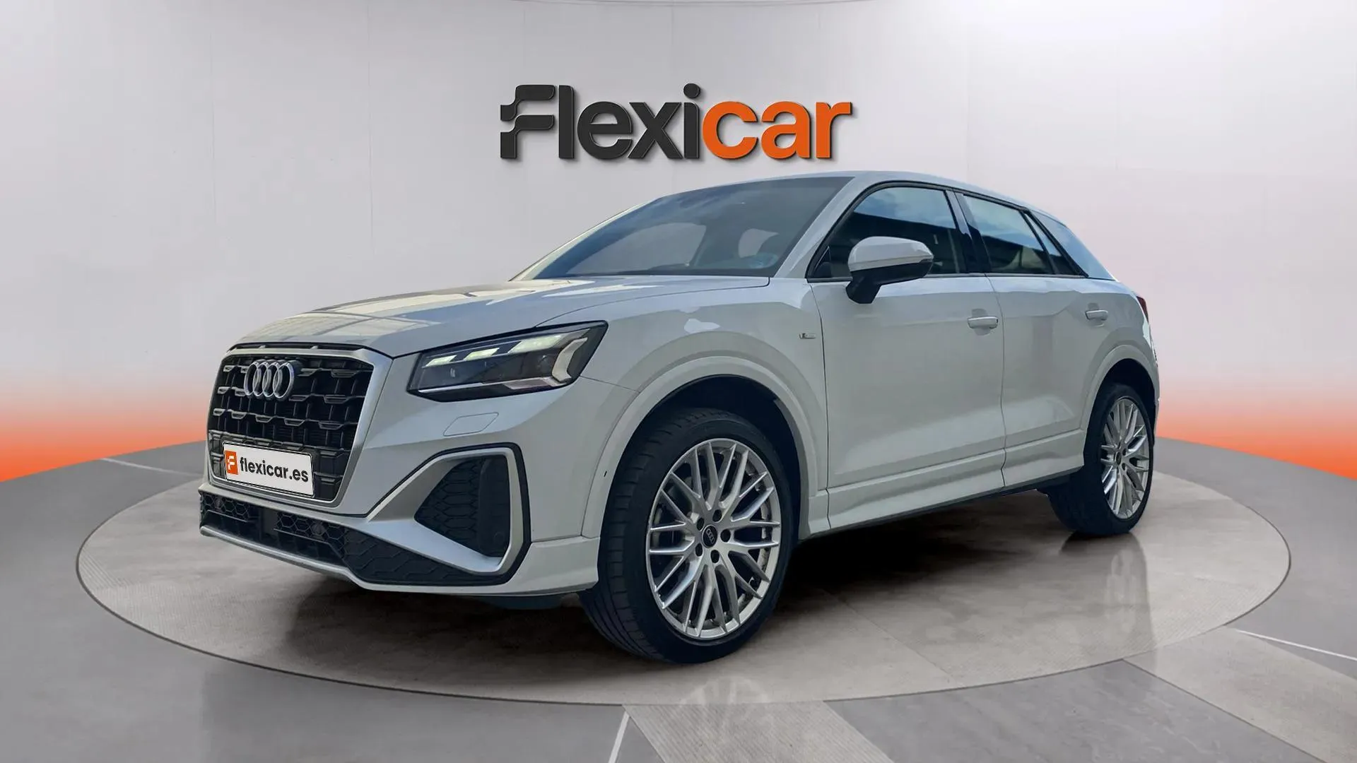 Audi Q2 Adrenalin 35 TDI S tronic - foto 3