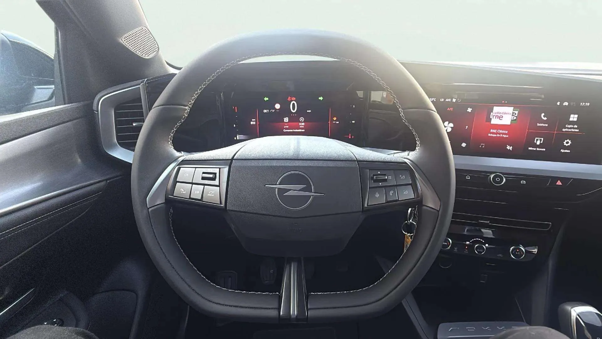 Opel Mokka 1.2 T GS - foto 12