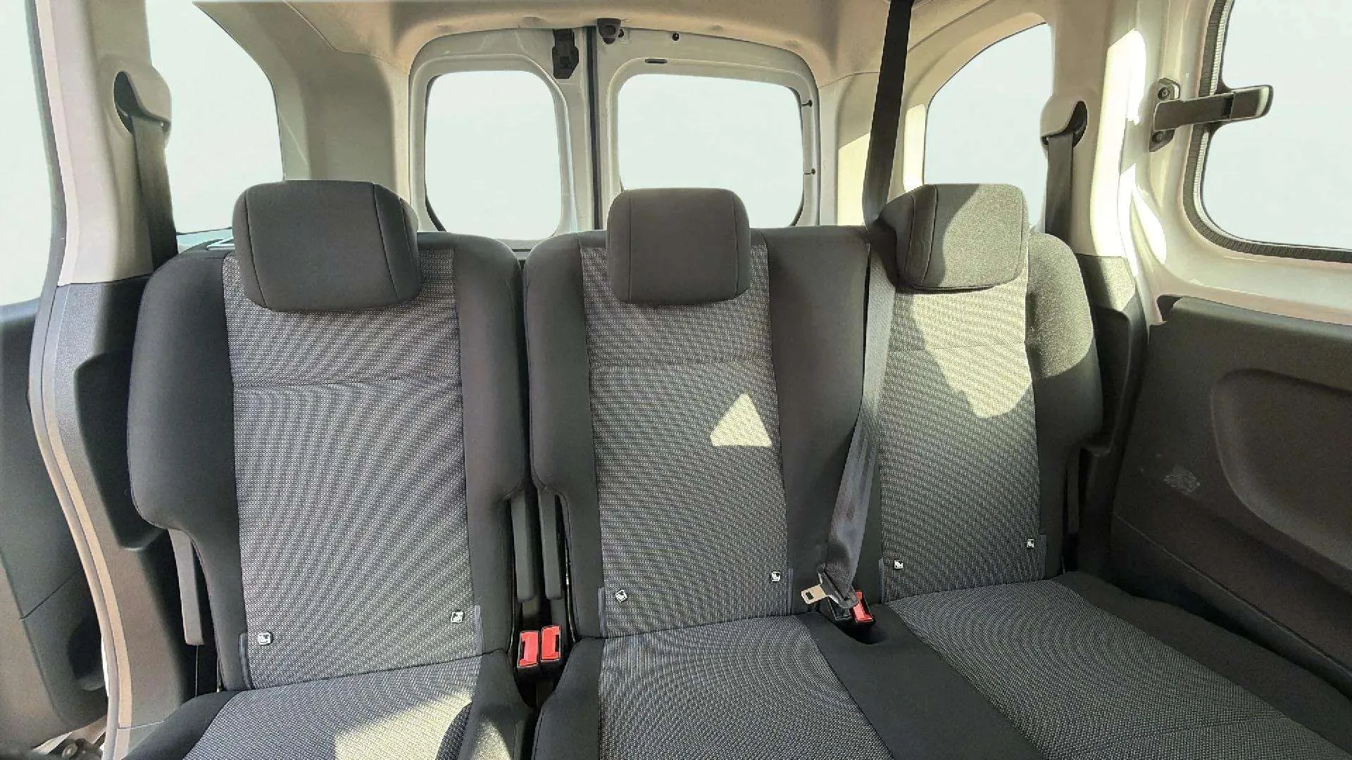 Citroën Berlingo Talla M BlueHDi 100 Club - foto 21