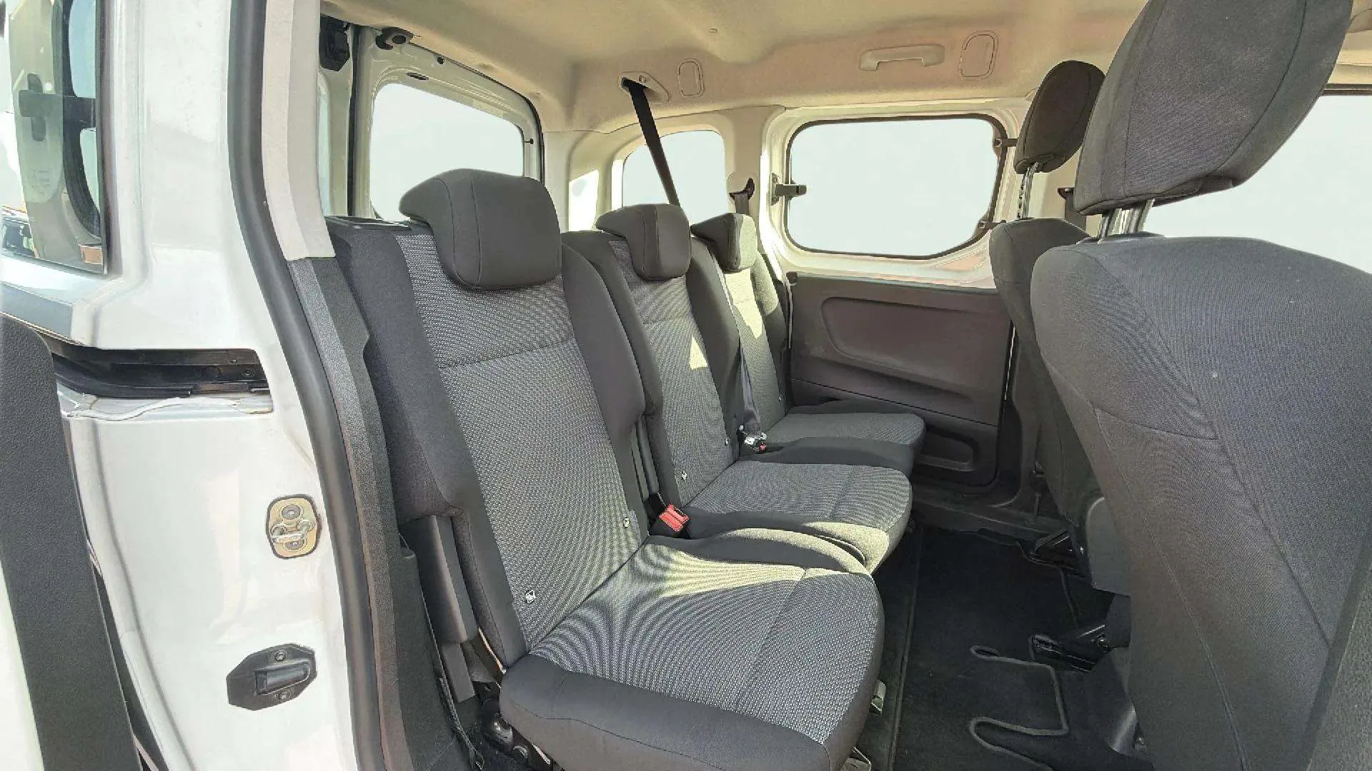 Citroën Berlingo Talla M BlueHDi 100 Club - foto 20