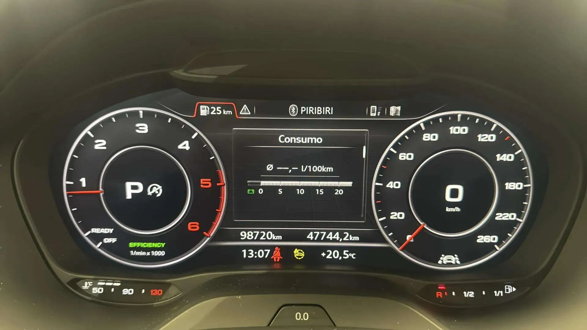 Audi Q2 Adrenalin 35 TDI S tronic - foto 16