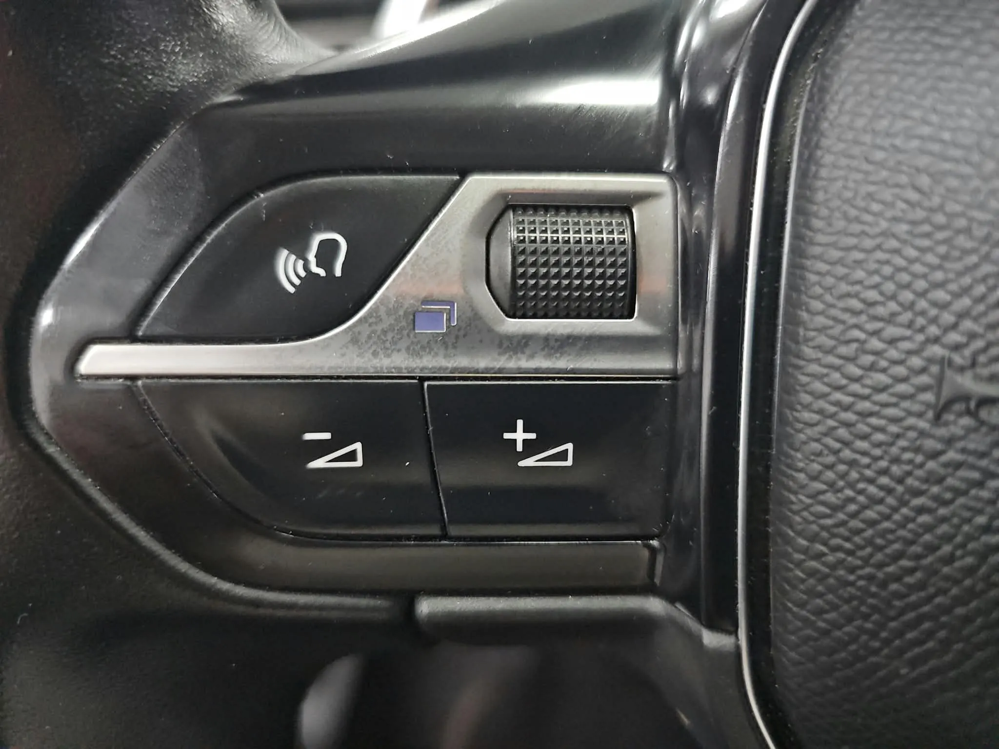 Peugeot 3008 1.2 PureTech Allure EAT8 - foto 18