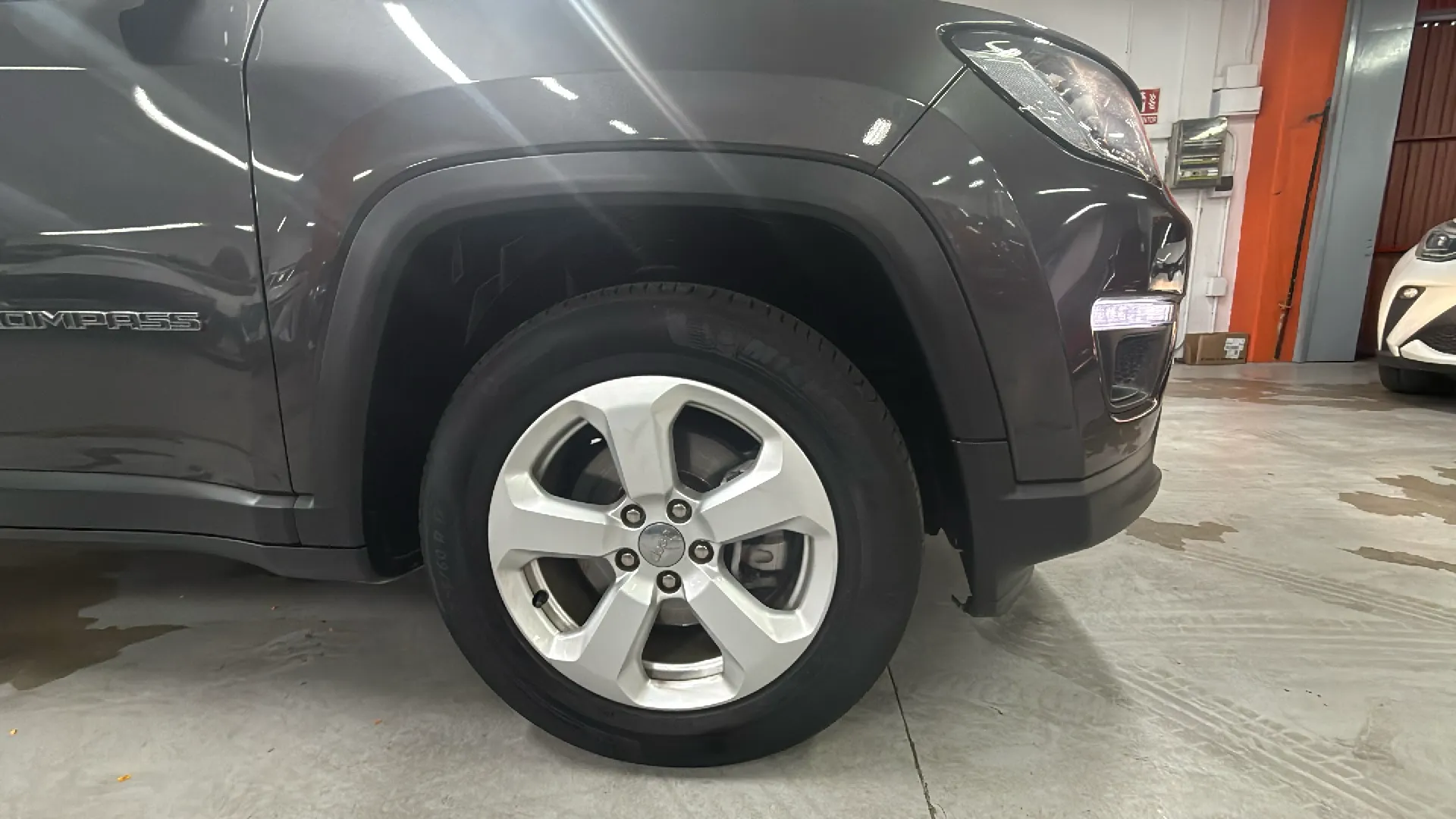 Jeep Compass 1.4 Mair Limited 4x2 - foto 23