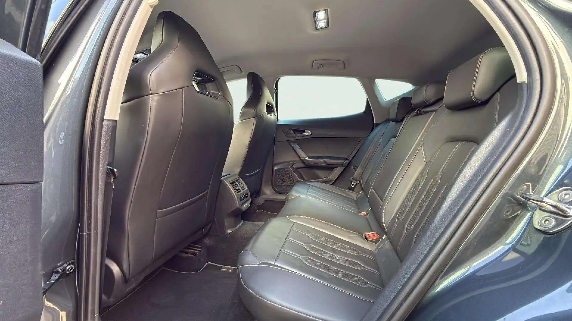 Cupra Formentor 1.5 TSI DSG - foto 24