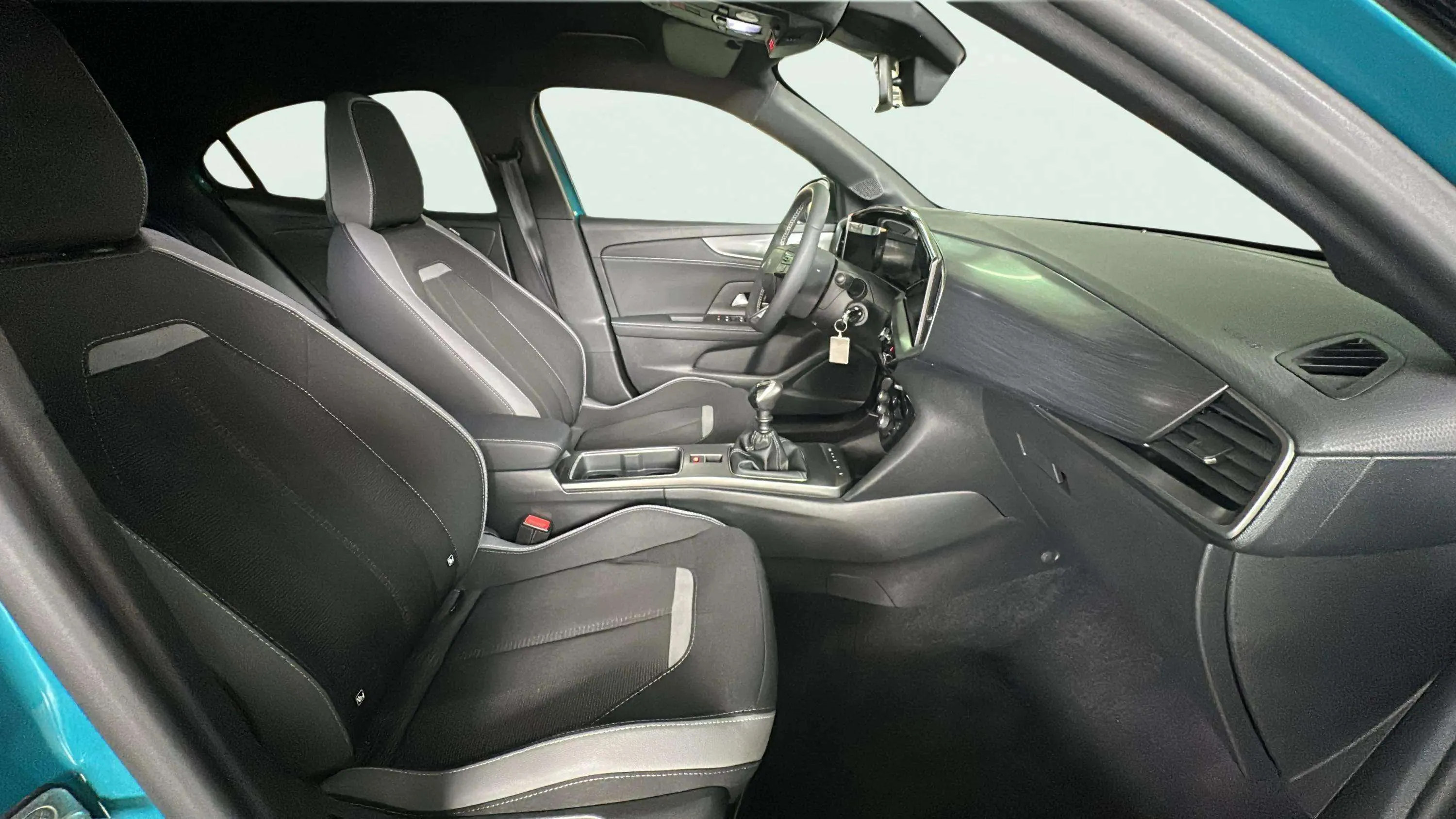 Opel Mokka 1.2 T GS - foto 21