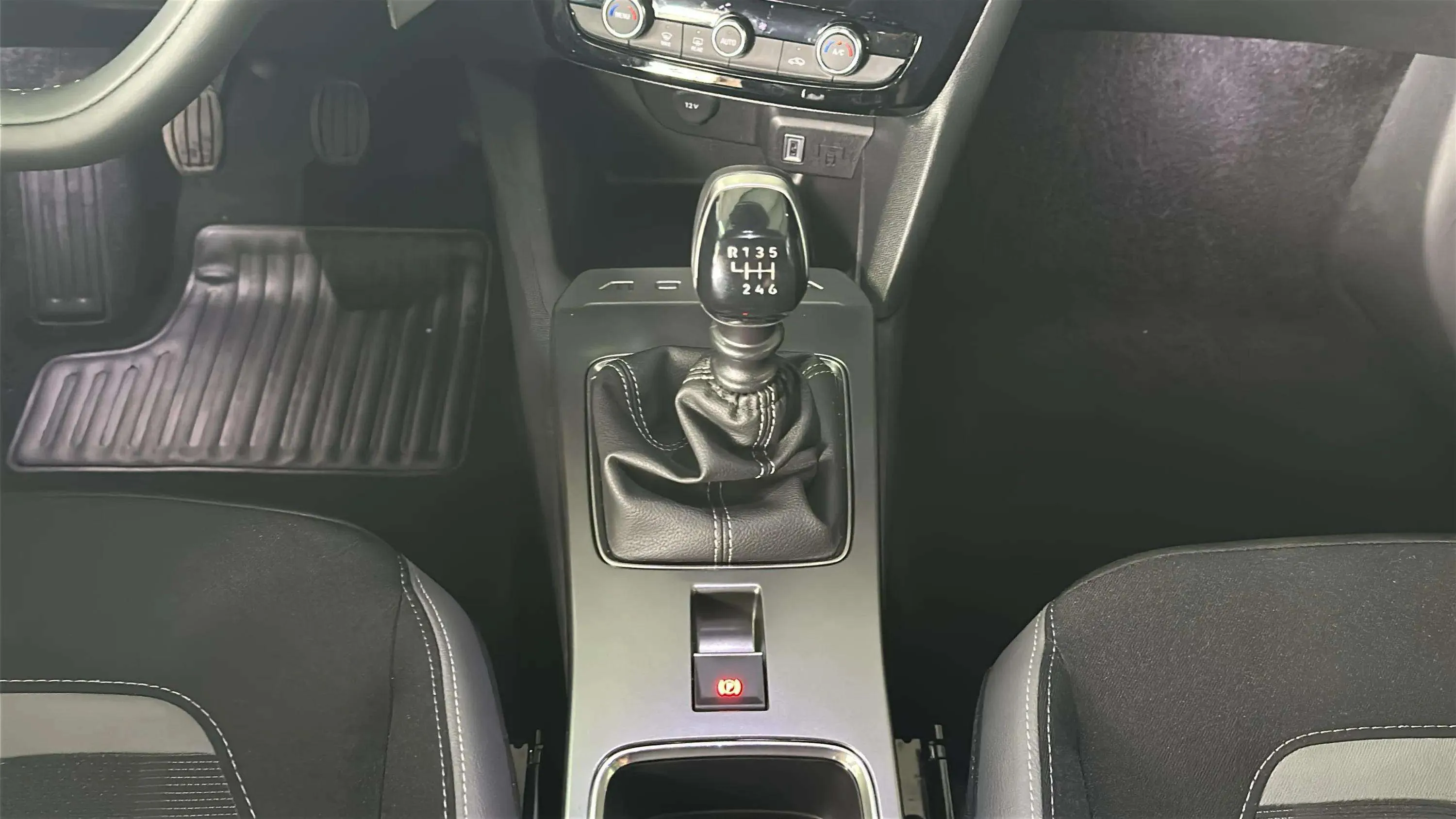 Opel Mokka 1.2 T GS - foto 15