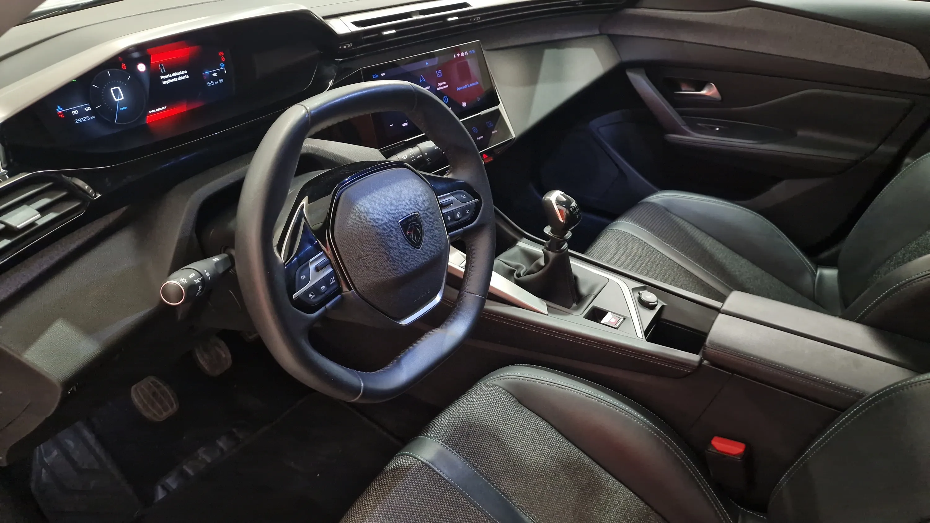 Peugeot 308 Allure PureTech 130 - foto 12
