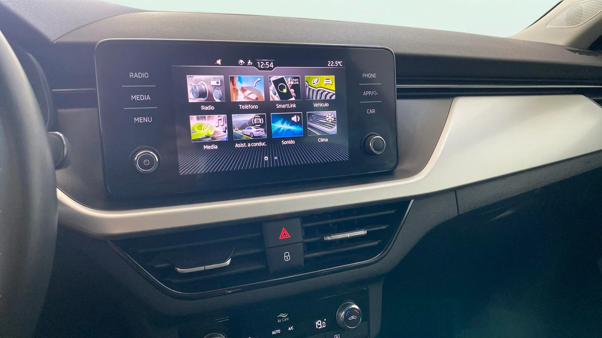 Škoda Kamiq 1.0 TSI Selection - foto 16