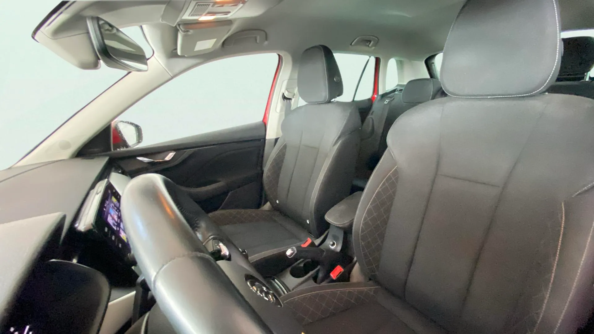 Škoda Kamiq 1.0 TSI Selection - foto 10