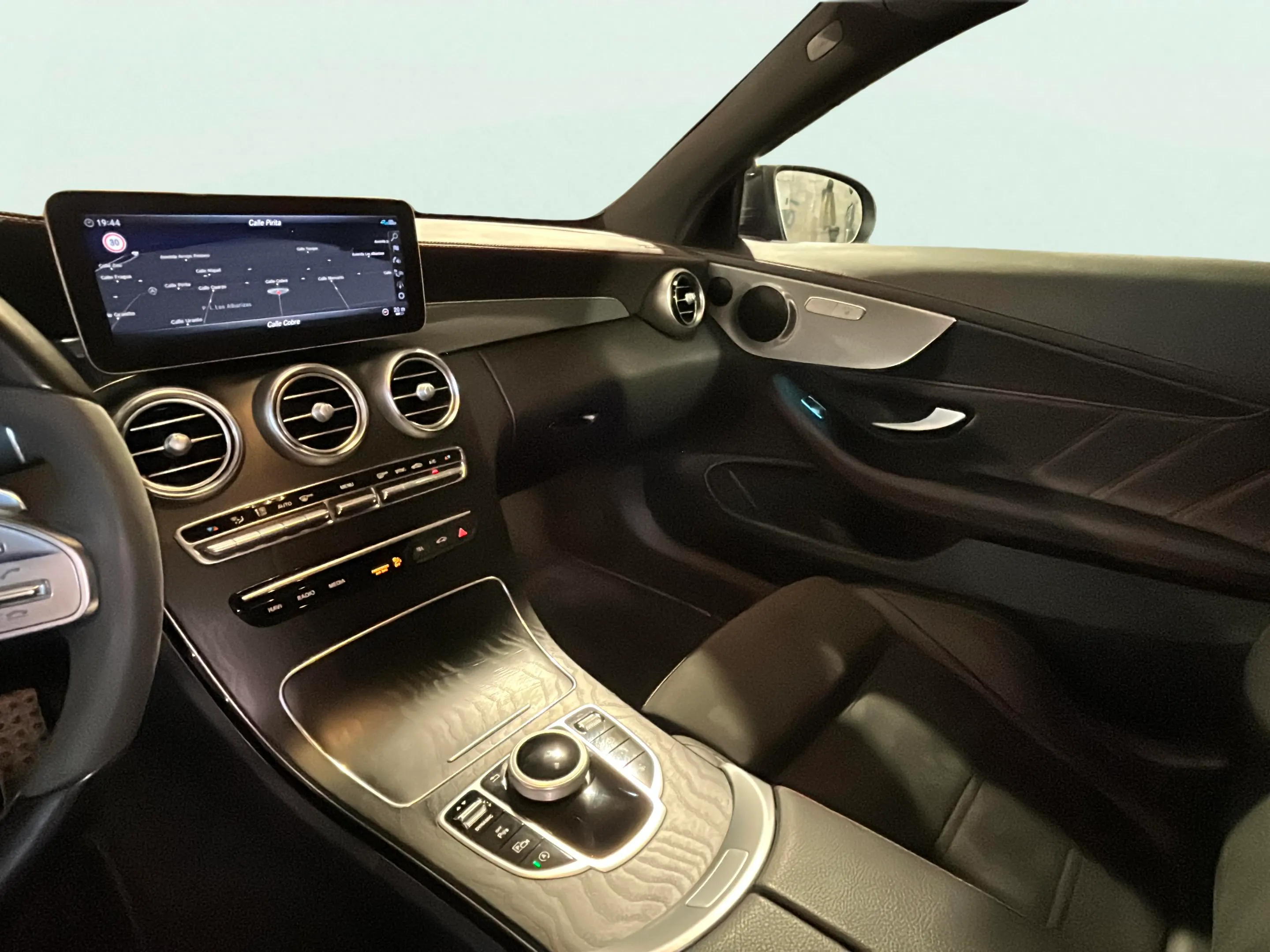 Mercedes-Benz Clase C Coupé C 200 - foto 34