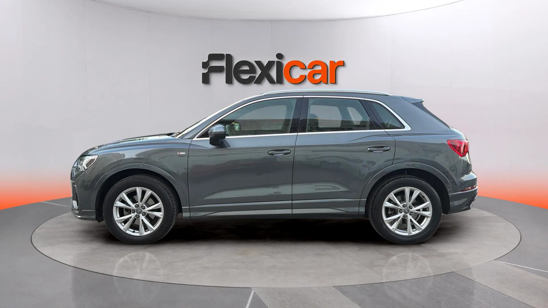 Audi Q3 40 TDI S tronic quattro S Line - foto 4