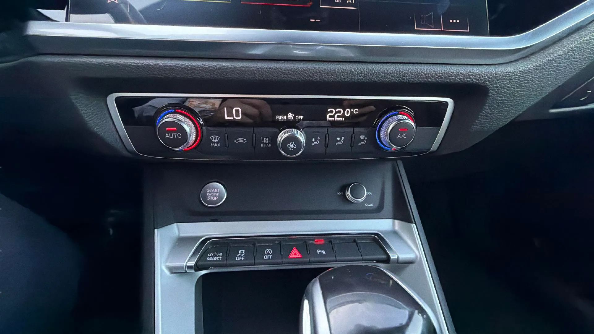 Audi Q3 40 TDI S tronic quattro S Line - foto 16