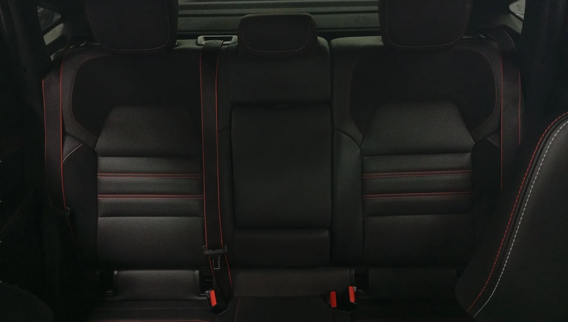 Renault Arkana RS Line TCe EDC mild hybrid - foto 16