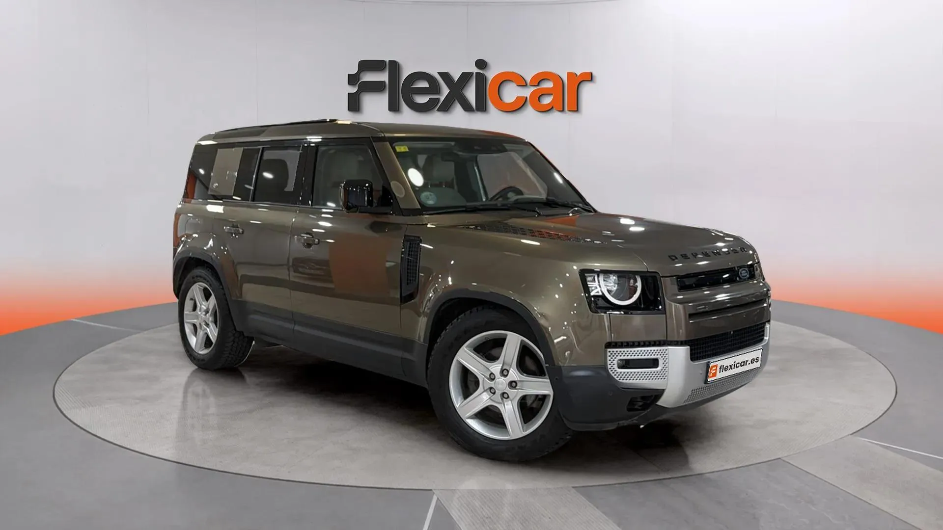 Land Rover Defender 2.0 D240 SD4 4WD - foto 1