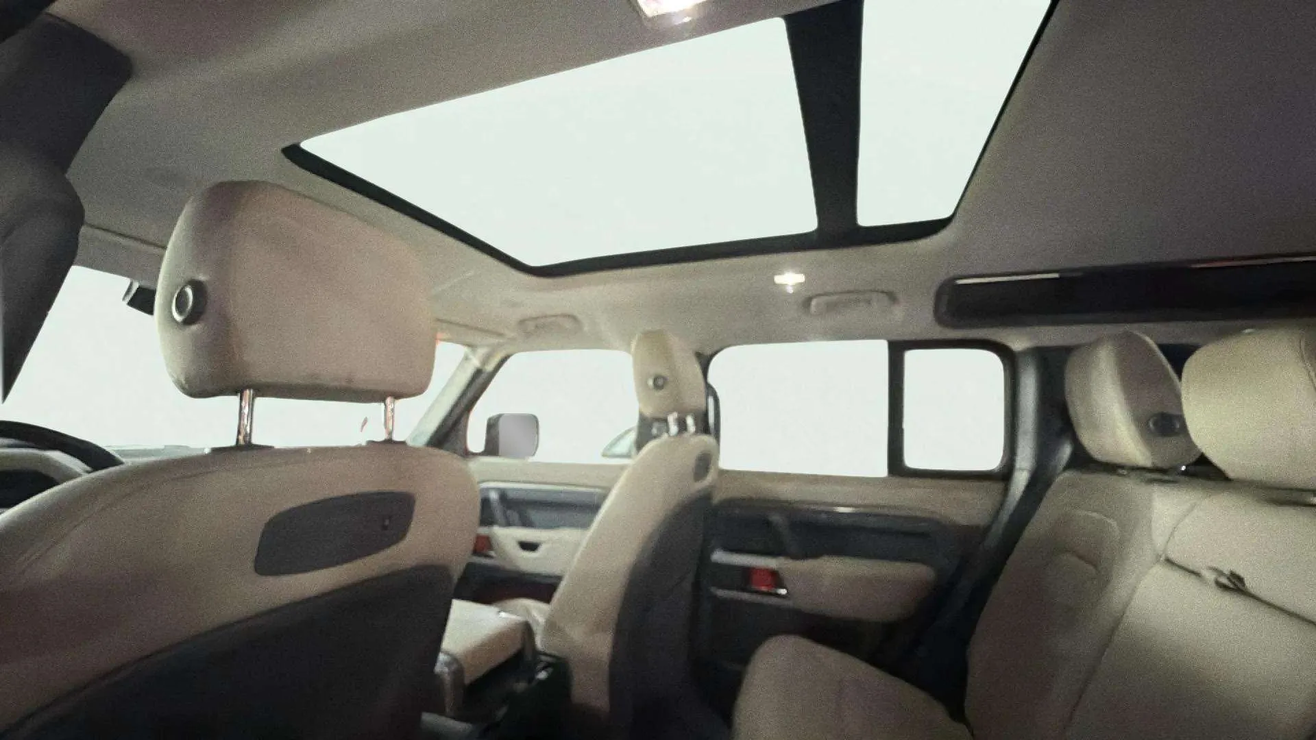 Land Rover Defender 2.0 D240 SD4 4WD - foto 15