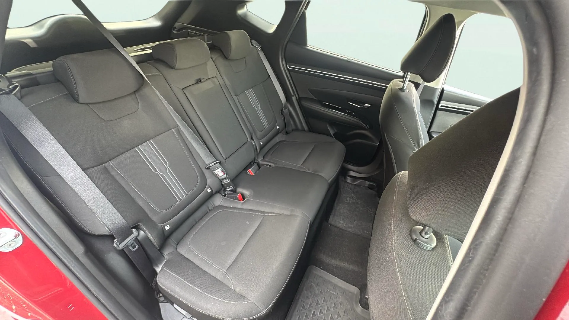 Hyundai Tucson 1.6 T-GDi 48V Tecno Sky - foto 13