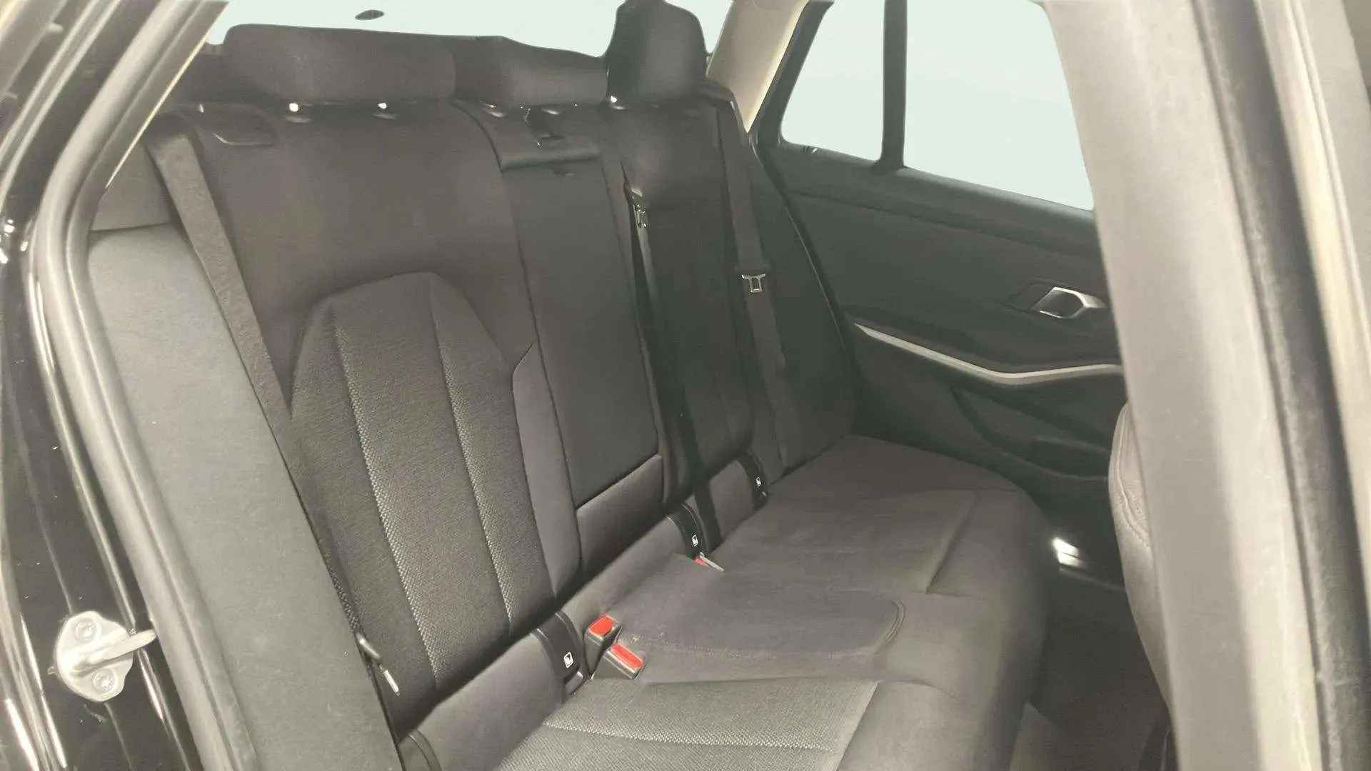 BMW Serie 3 318d Touring - foto 11