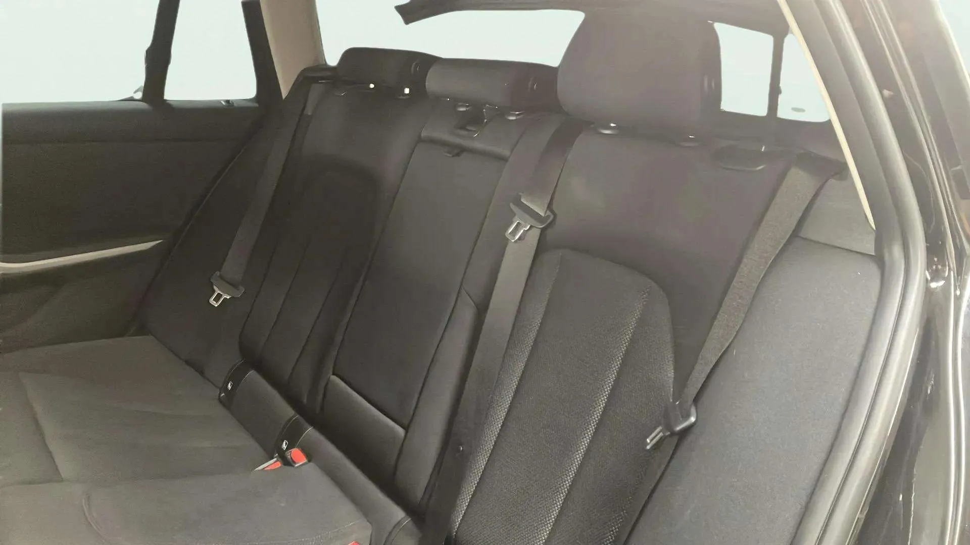 BMW Serie 3 318d Touring - foto 10