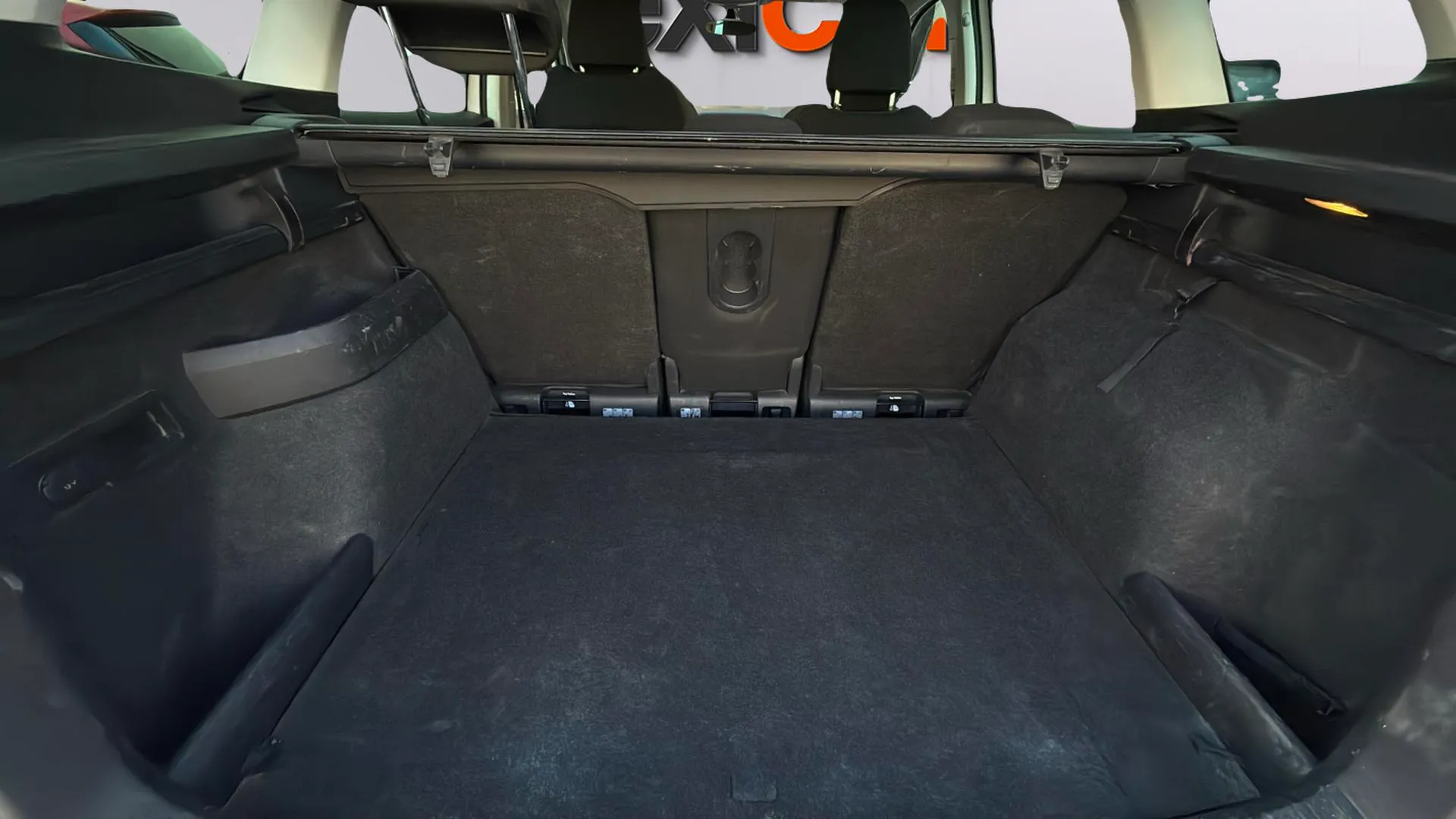 Škoda Karoq 1.6 TDI Ambition - foto 9