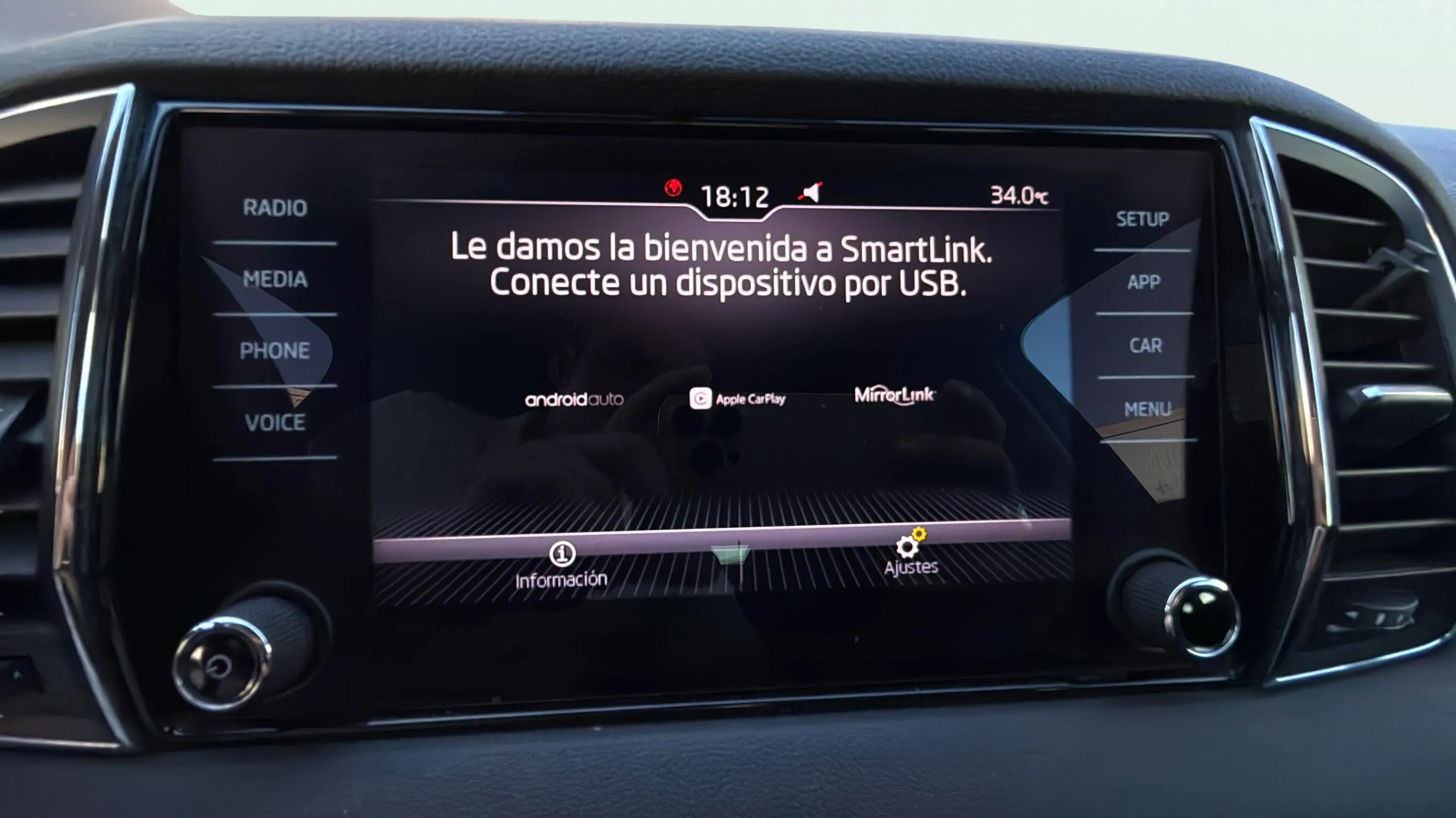 Škoda Karoq 1.6 TDI Ambition - foto 20