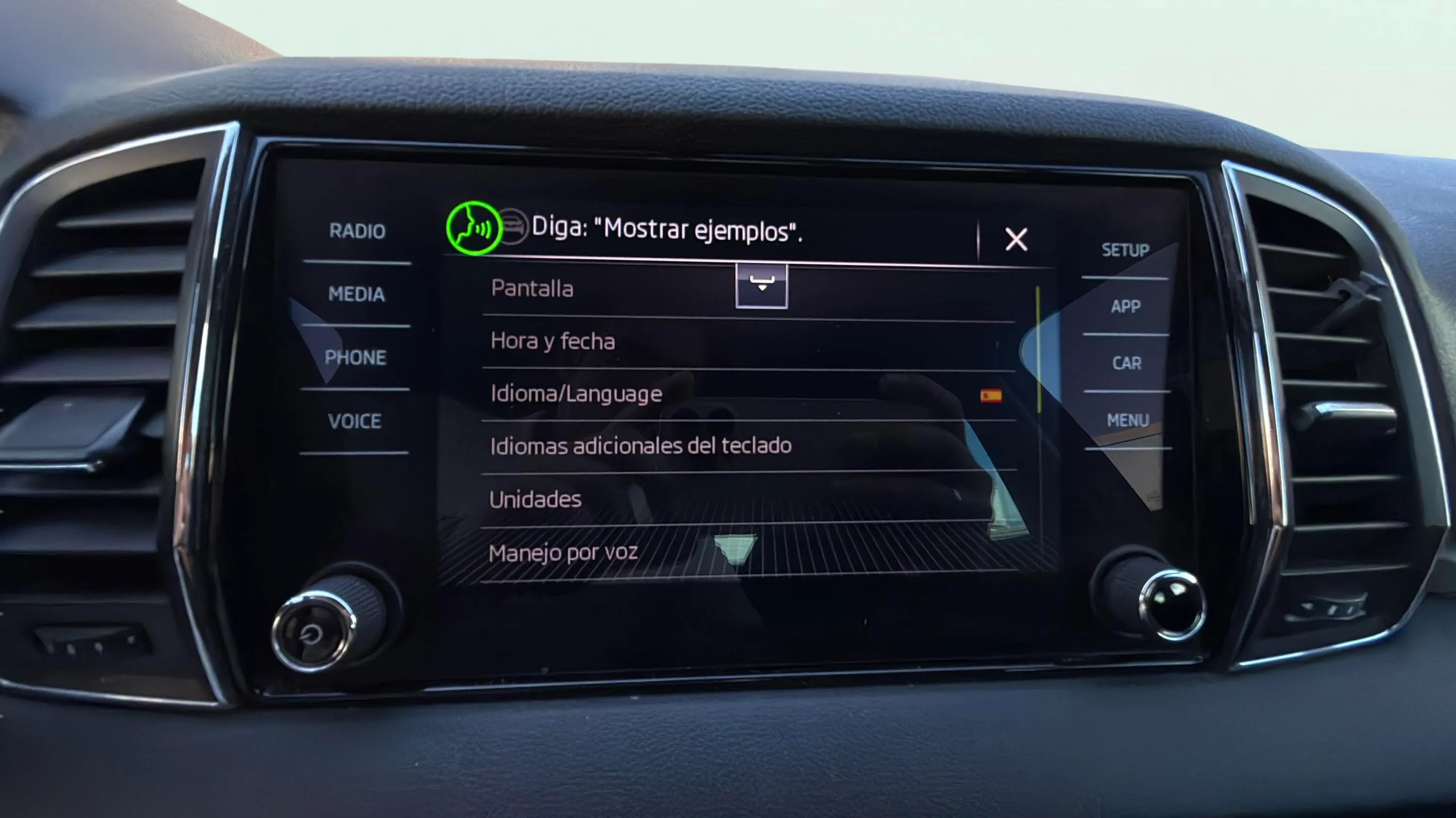 Škoda Karoq 1.6 TDI Ambition - foto 21